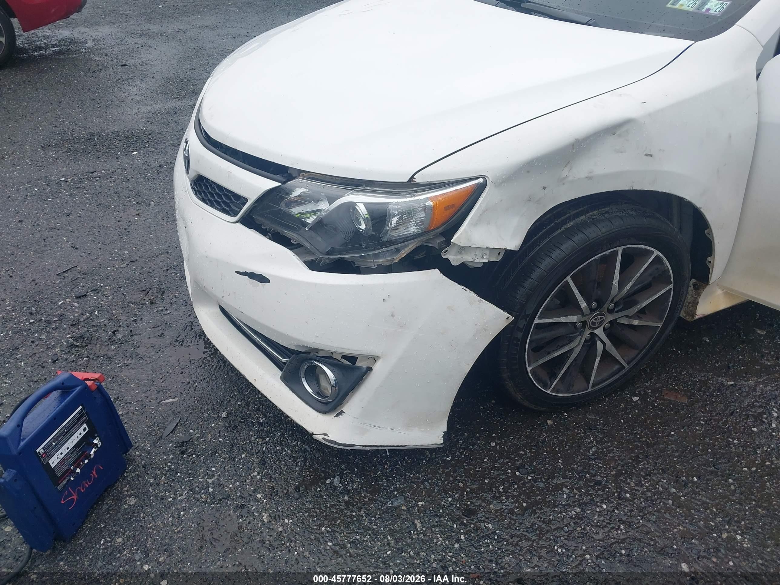 2014 Toyota Camry Se White vin: 4T1BF1FK6EU414126