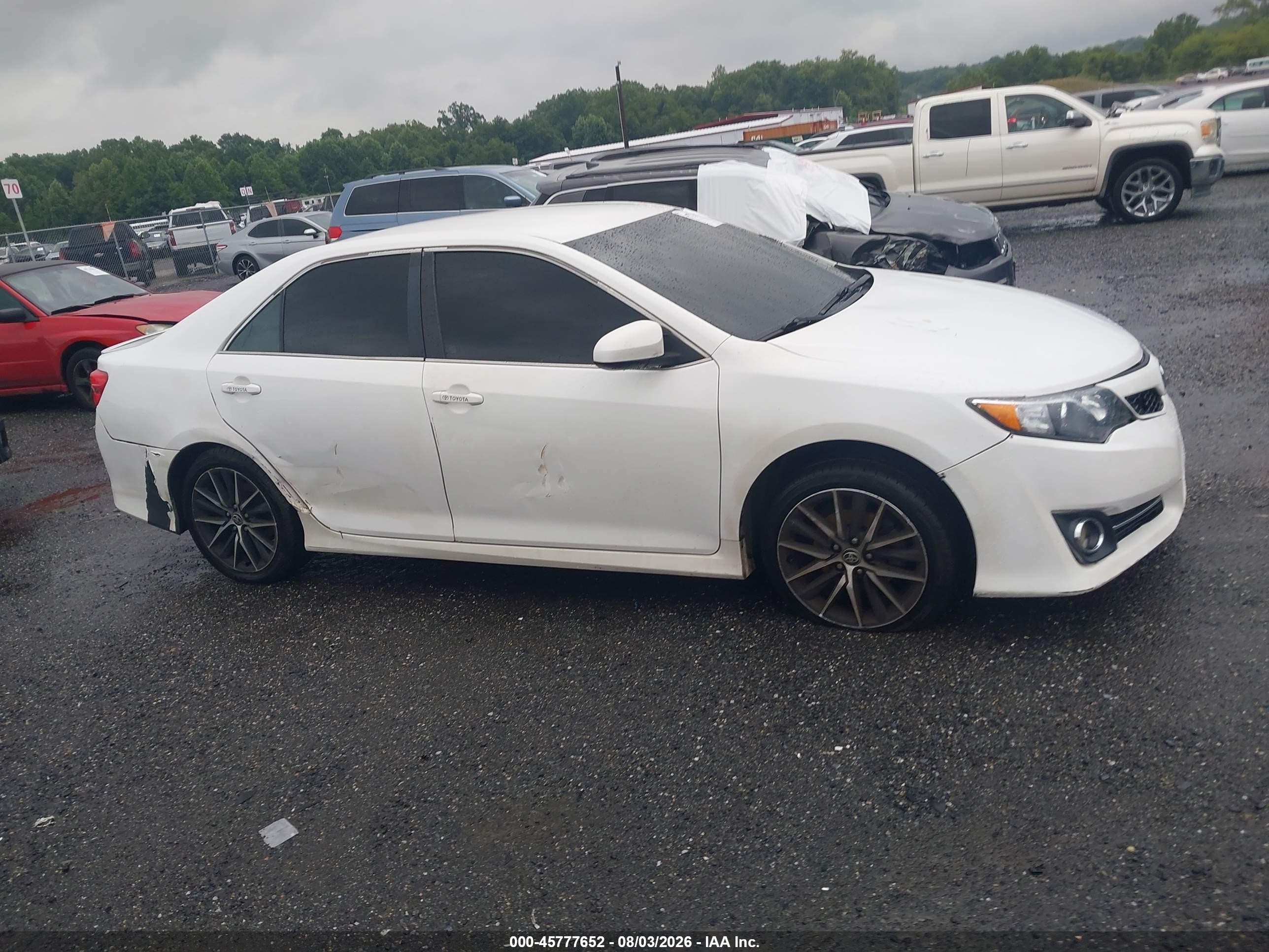 2014 Toyota Camry Se White vin: 4T1BF1FK6EU414126