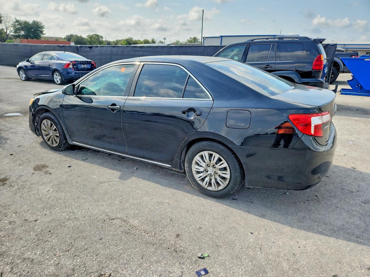 2014 Toyota Camry Le Black vin: 4T1BF1FK6EU426194