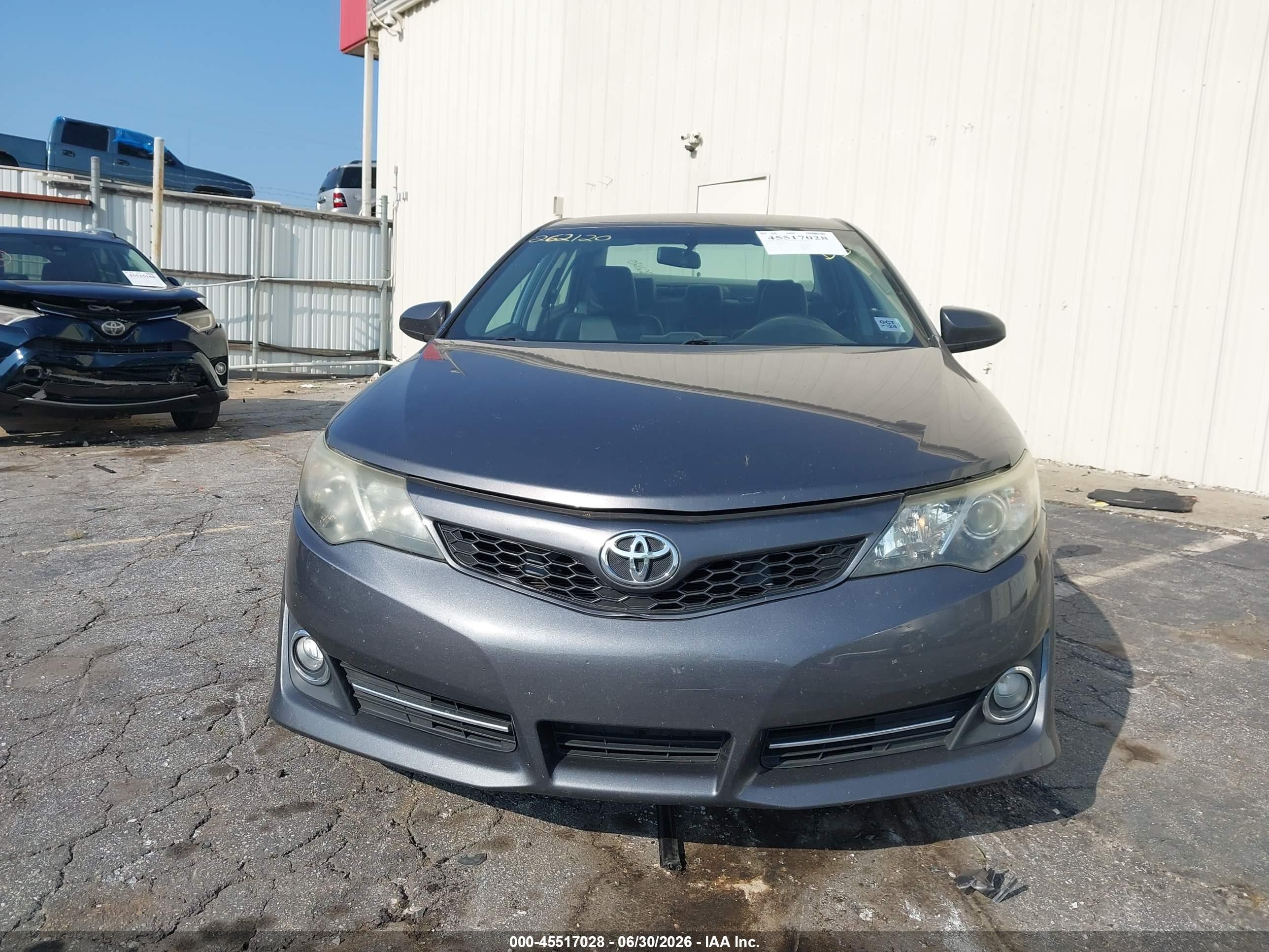 2014 Toyota Camry Se Gray vin: 4T1BF1FK6EU438846