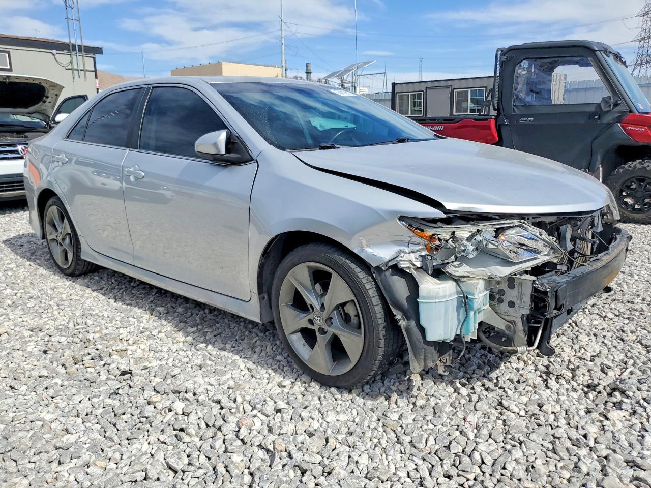 2014 Toyota Camry Se Sport Silver vin: 4T1BF1FK6EU449894
