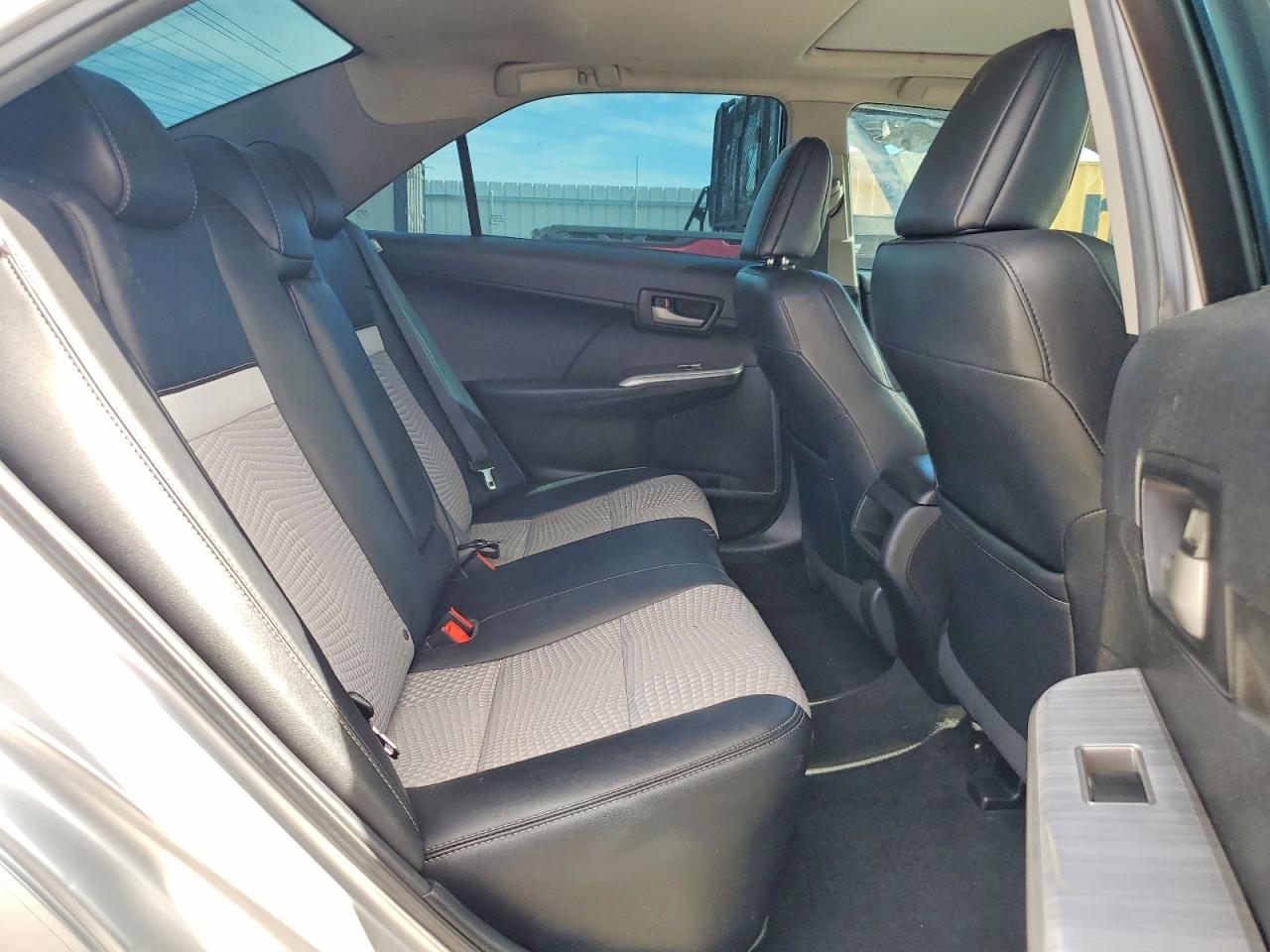 2014 Toyota Camry Se Sport Silver vin: 4T1BF1FK6EU449894