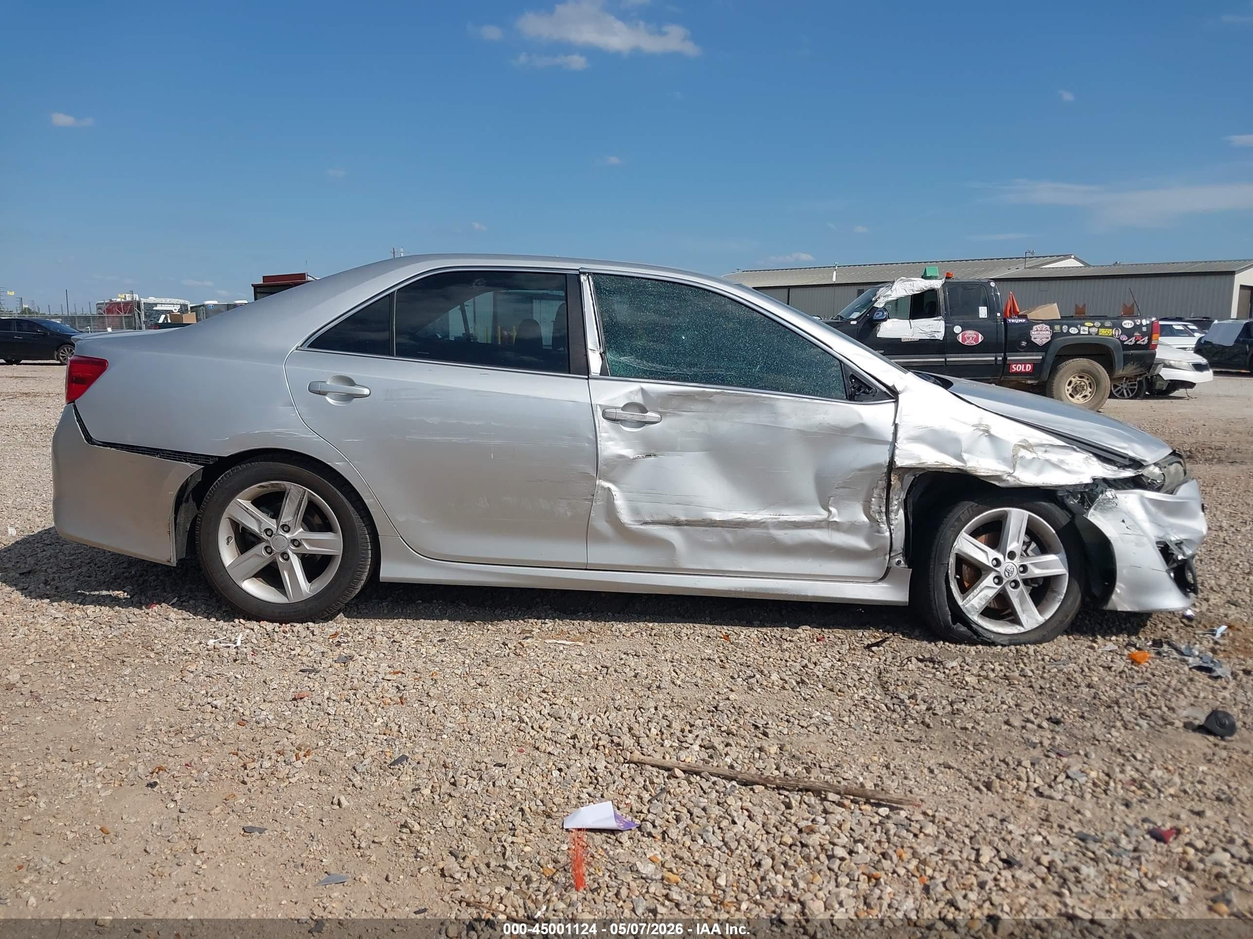 2014 Toyota Camry Se Silver vin: 4T1BF1FK6EU450320