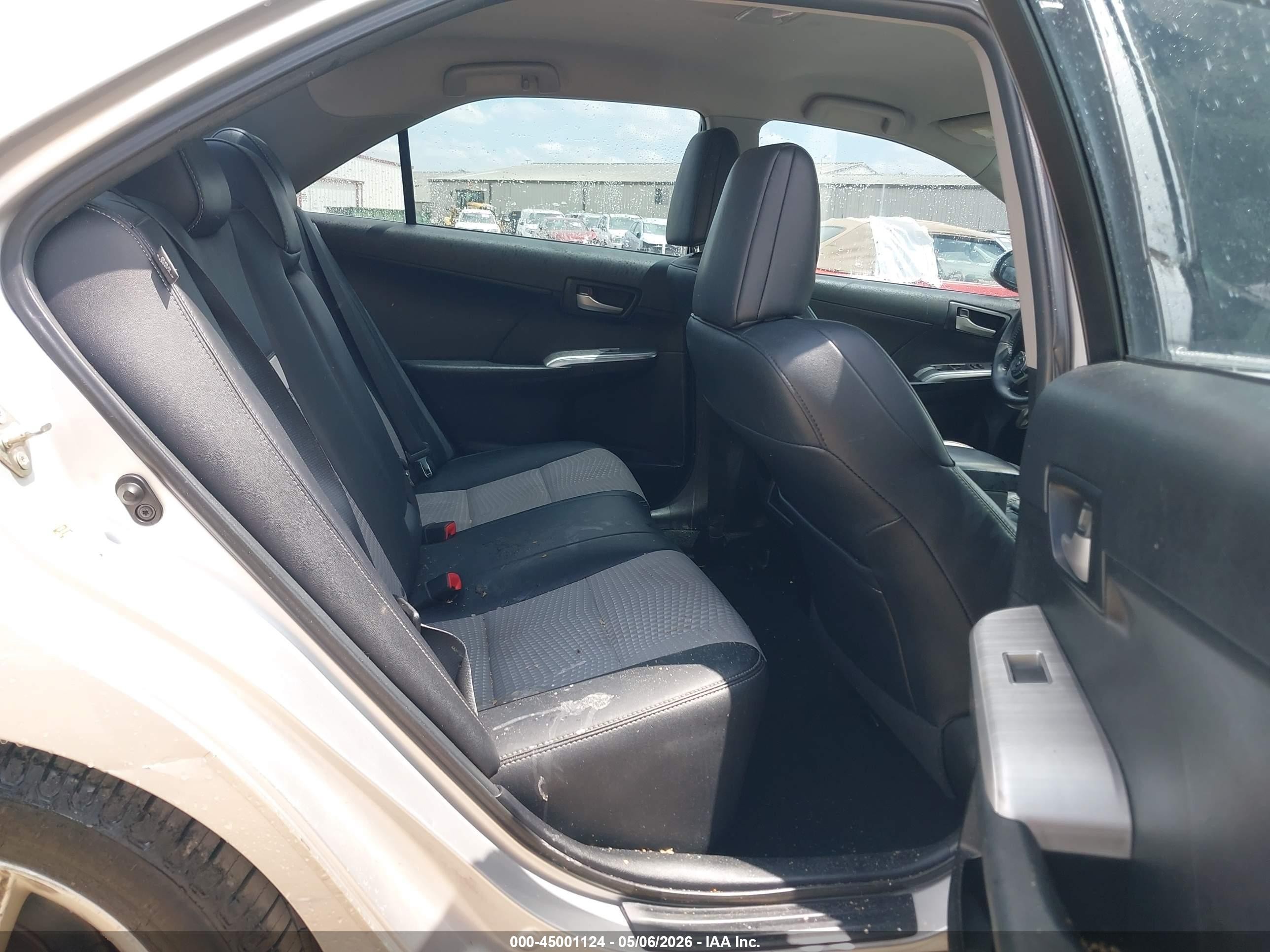 2014 Toyota Camry Se Silver vin: 4T1BF1FK6EU450320
