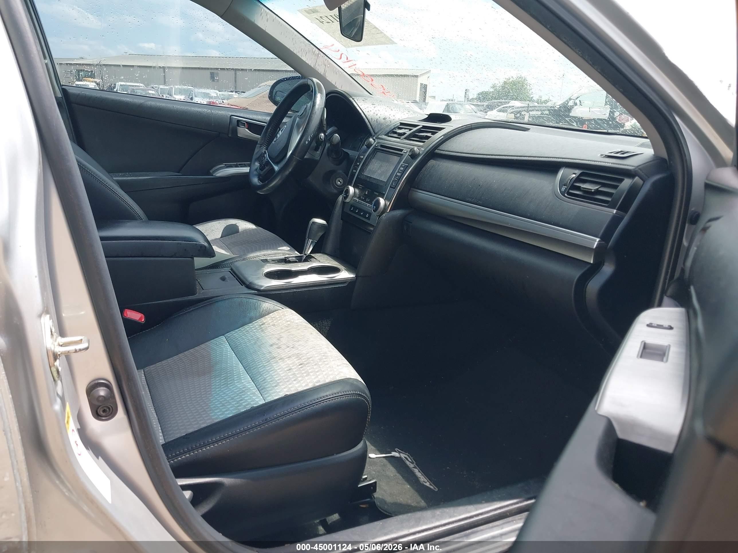 2014 Toyota Camry Se Silver vin: 4T1BF1FK6EU450320