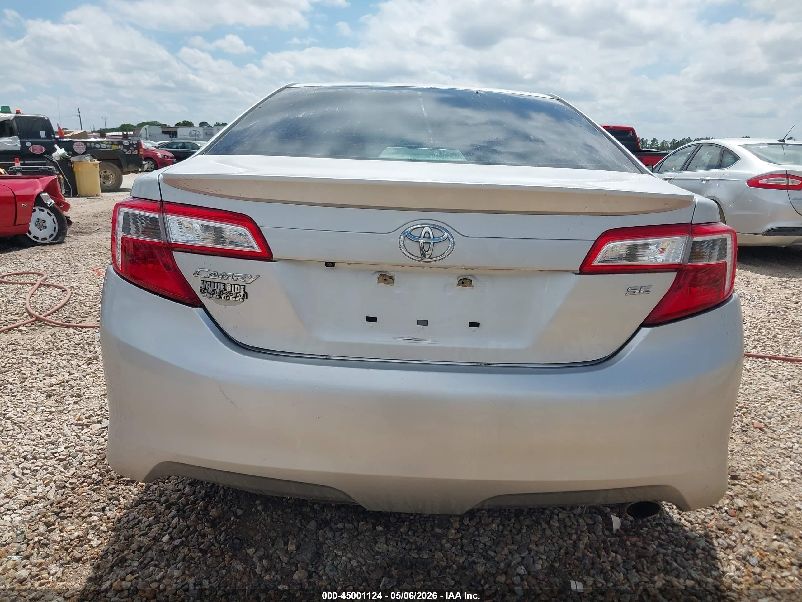 2014 Toyota Camry Se Silver vin: 4T1BF1FK6EU450320