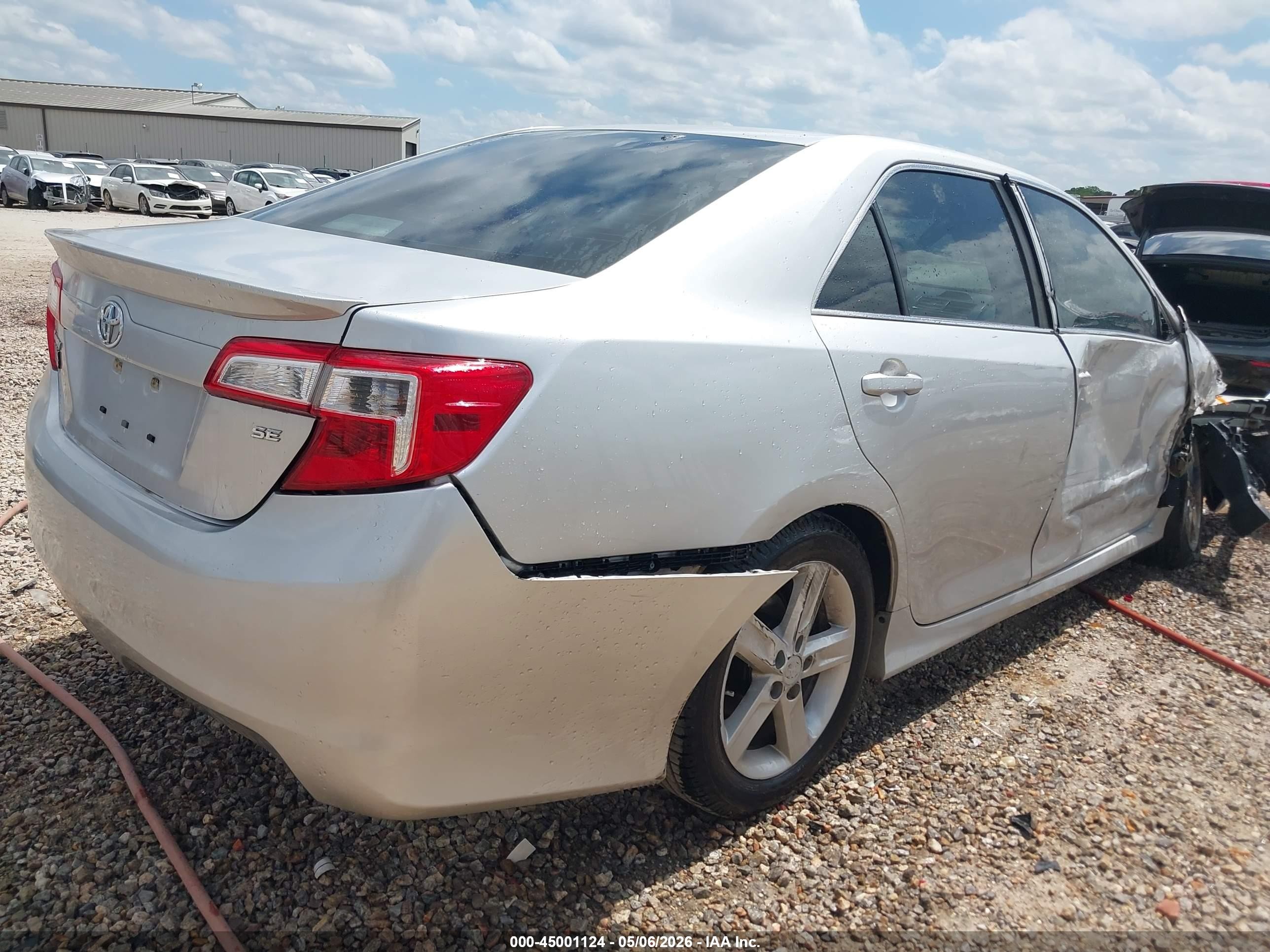 2014 Toyota Camry Se Silver vin: 4T1BF1FK6EU450320