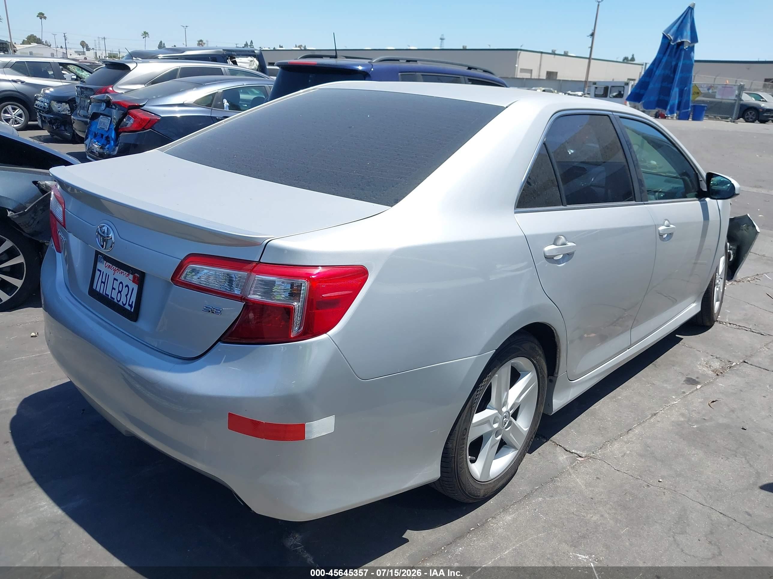 2014 Toyota Camry Se Серебряный vin: 4T1BF1FK6EU450981