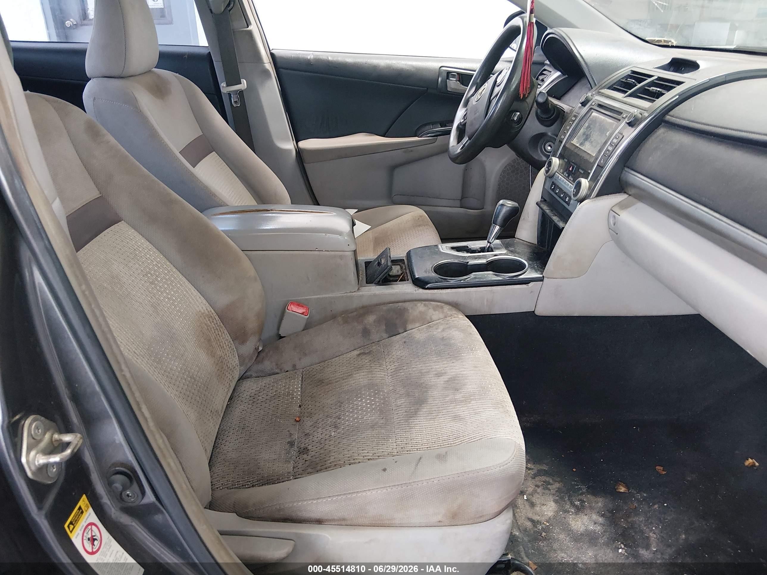 2014 Toyota Camry Le Gray vin: 4T1BF1FK6EU459132