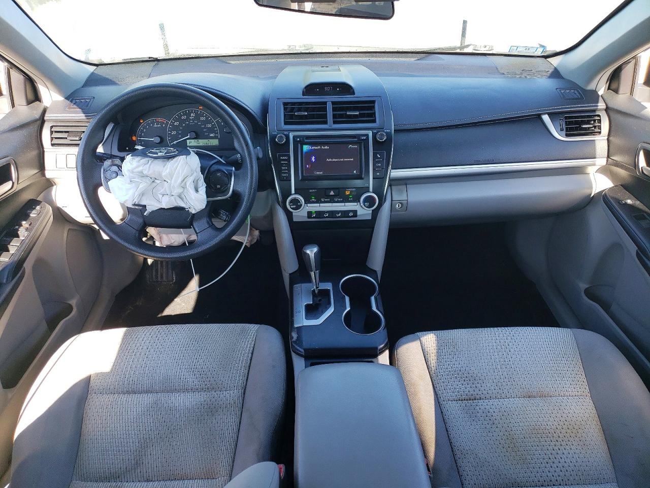 2014 Toyota Camry L Turquoise vin: 4T1BF1FK6EU733350
