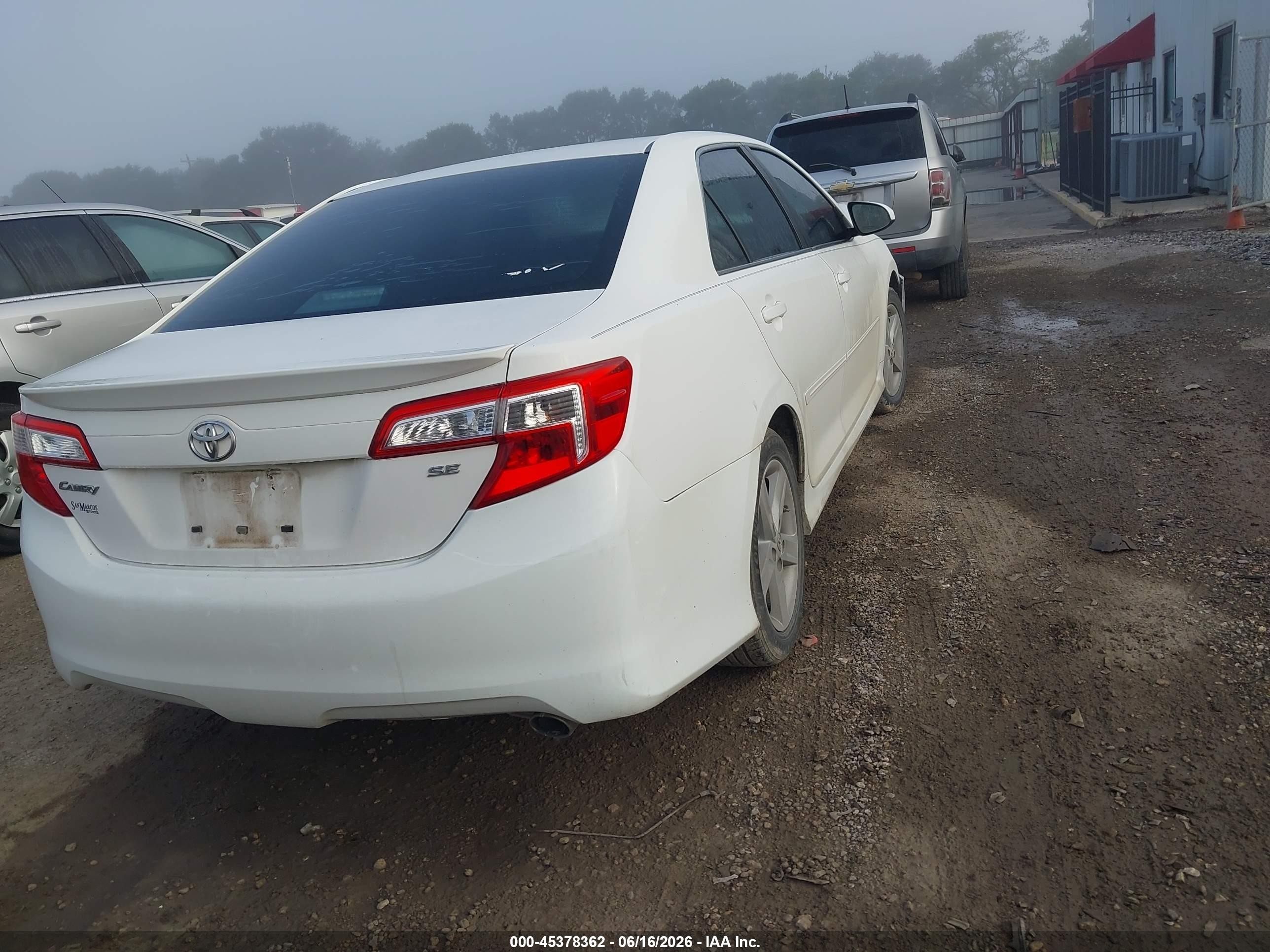 2014 Toyota Camry Se White vin: 4T1BF1FK6EU741304