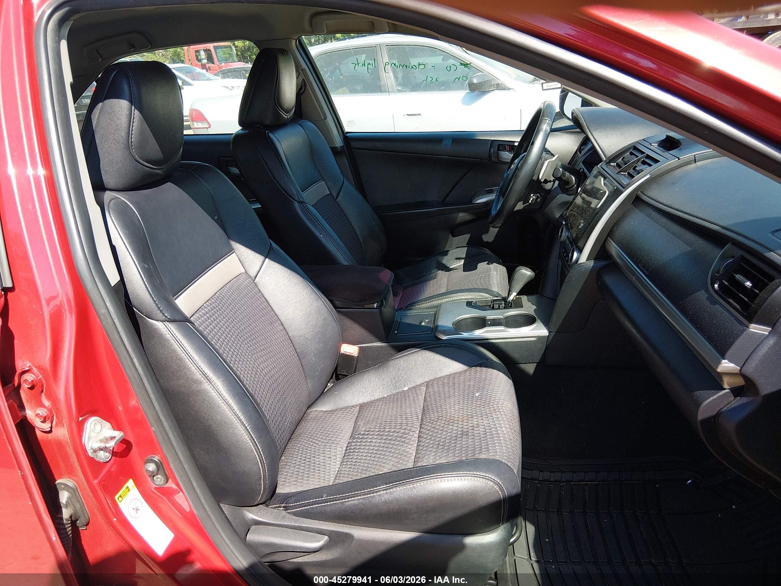2014 Toyota Camry Se Red vin: 4T1BF1FK6EU743781