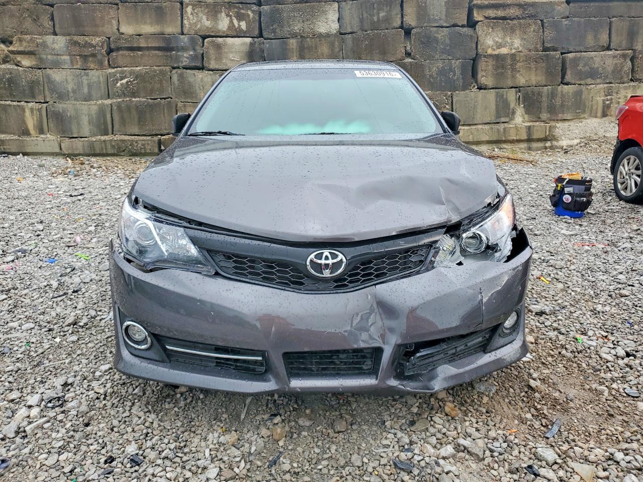 2014 Toyota Camry Se Gray vin: 4T1BF1FK6EU744185