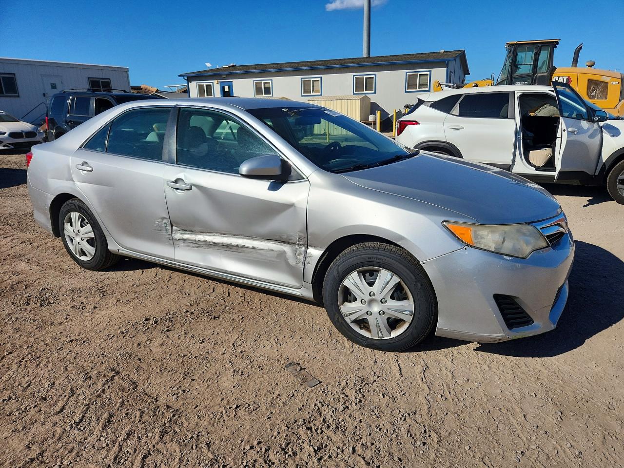 2014 Toyota Camry L Silver vin: 4T1BF1FK6EU748205