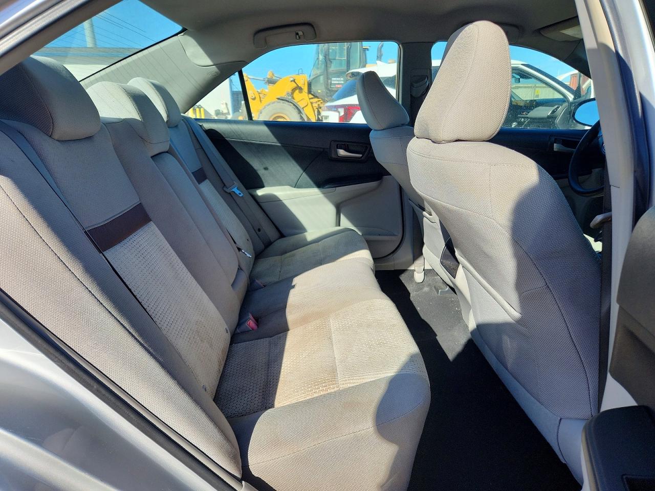 2014 Toyota Camry L Silver vin: 4T1BF1FK6EU748205