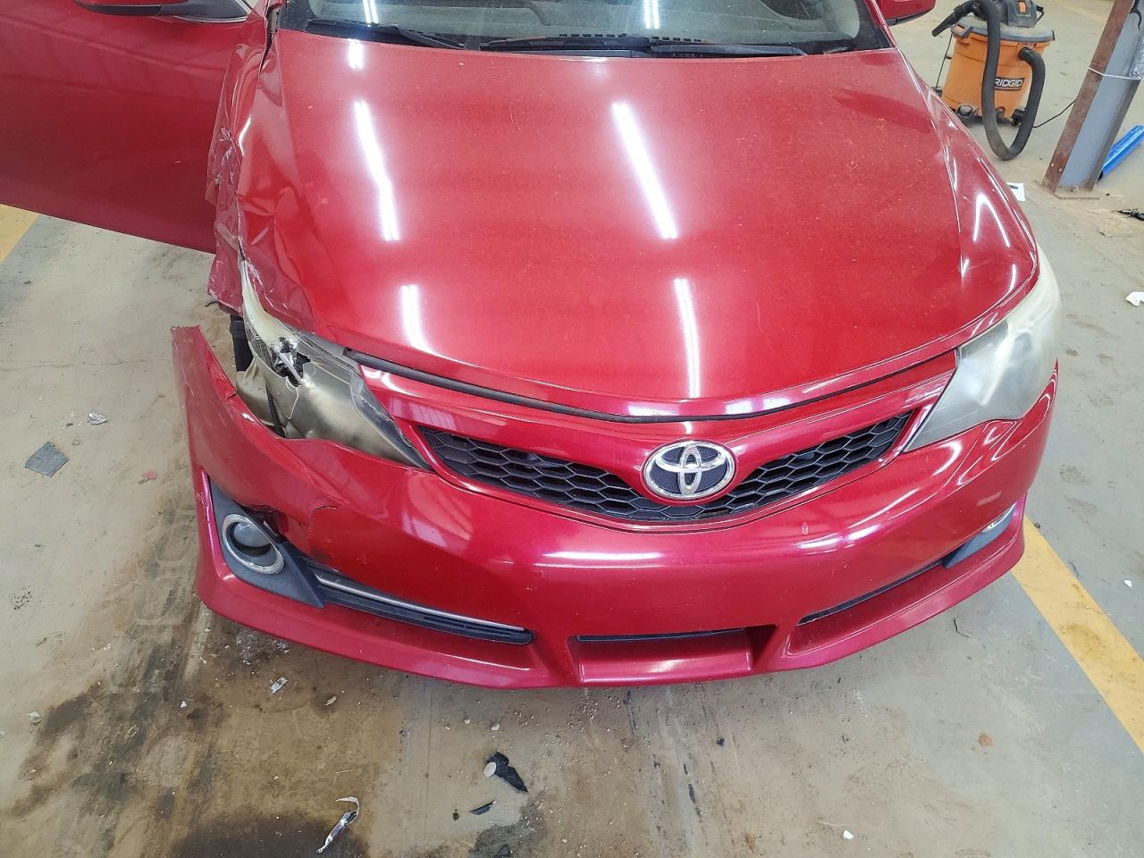 2014 Toyota Camry Se Red vin: 4T1BF1FK6EU757700