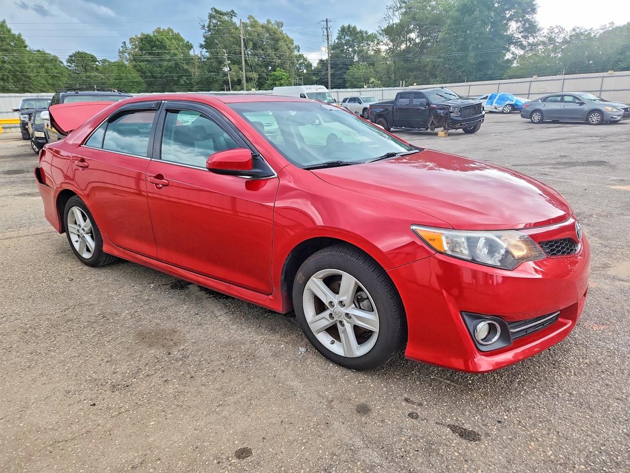 2014 Toyota Camry Se Red vin: 4T1BF1FK6EU758877
