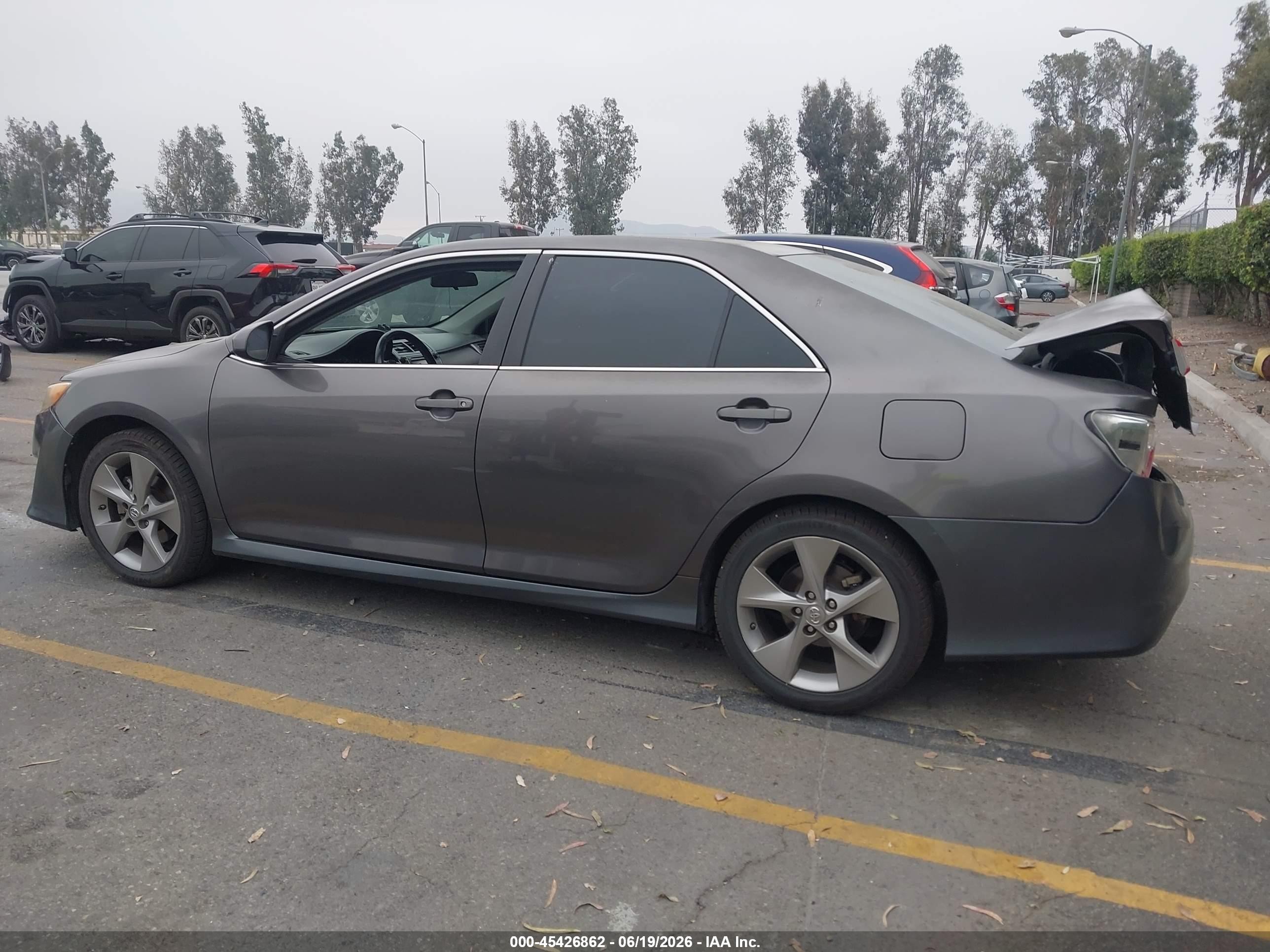 2014 Toyota Camry Se Sport Gray vin: 4T1BF1FK6EU761536