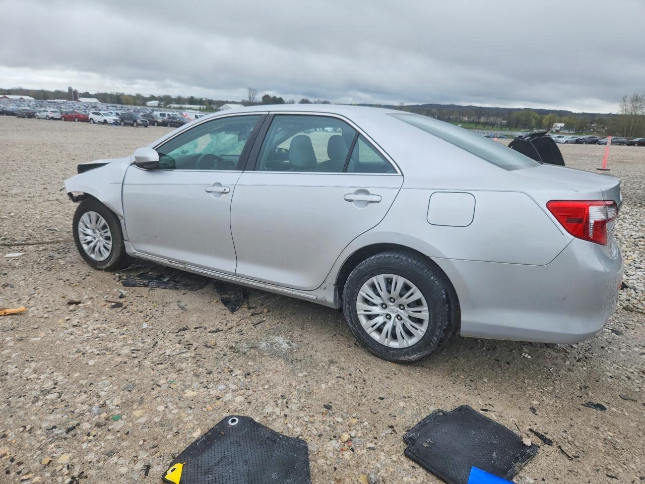2014 Toyota Camry Le Silver vin: 4T1BF1FK6EU767207
