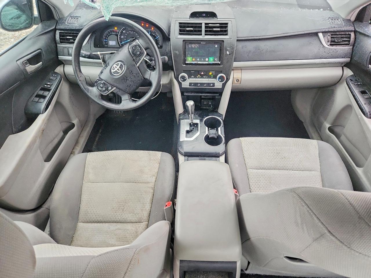 2014 Toyota Camry Le Silver vin: 4T1BF1FK6EU767207