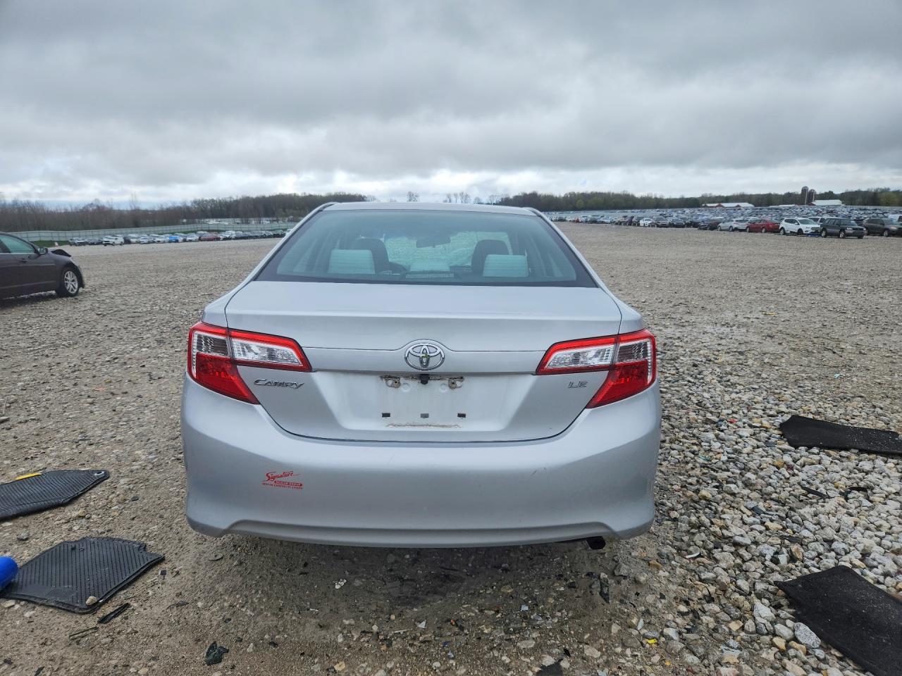 2014 Toyota Camry Le Silver vin: 4T1BF1FK6EU767207