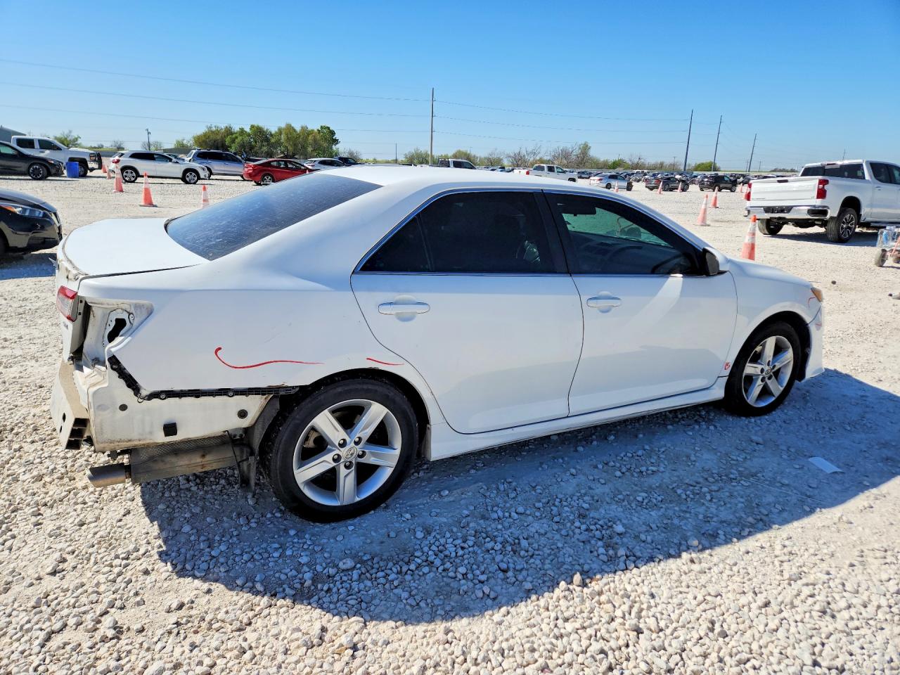2014 Toyota Camry Se White vin: 4T1BF1FK6EU772424