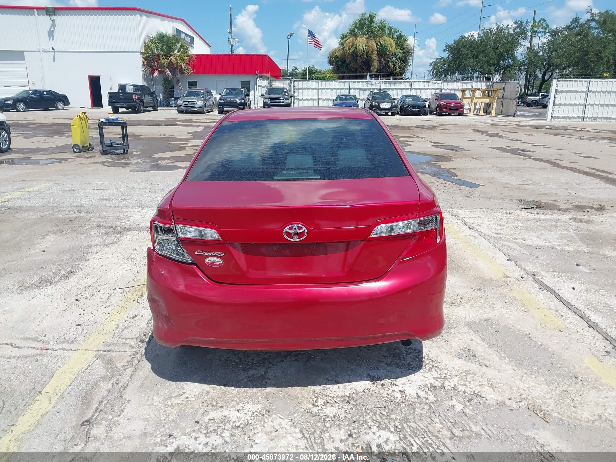 2014 Toyota Camry L Red vin: 4T1BF1FK6EU779938