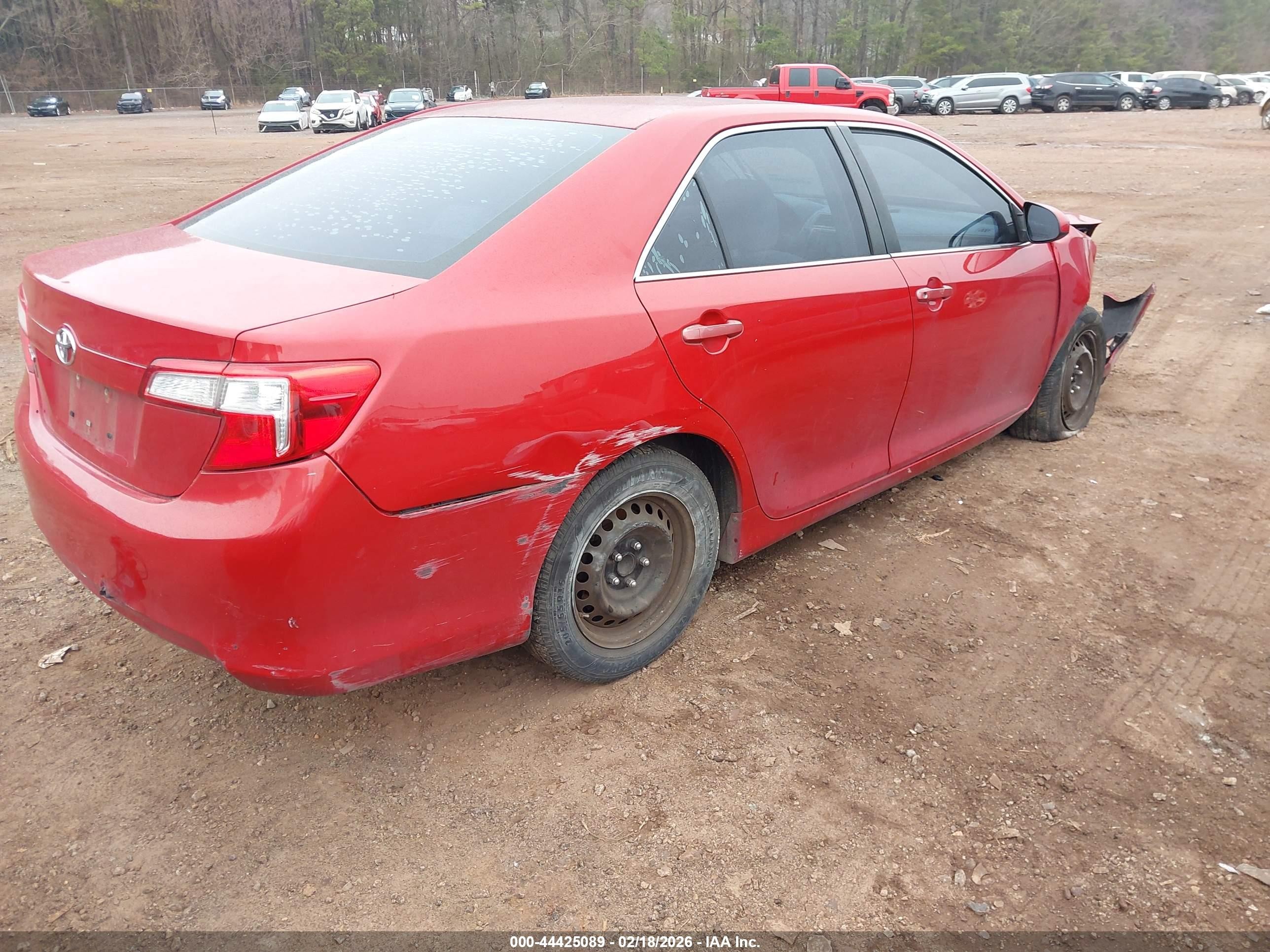 2014 Toyota Camry L Red vin: 4T1BF1FK6EU784797