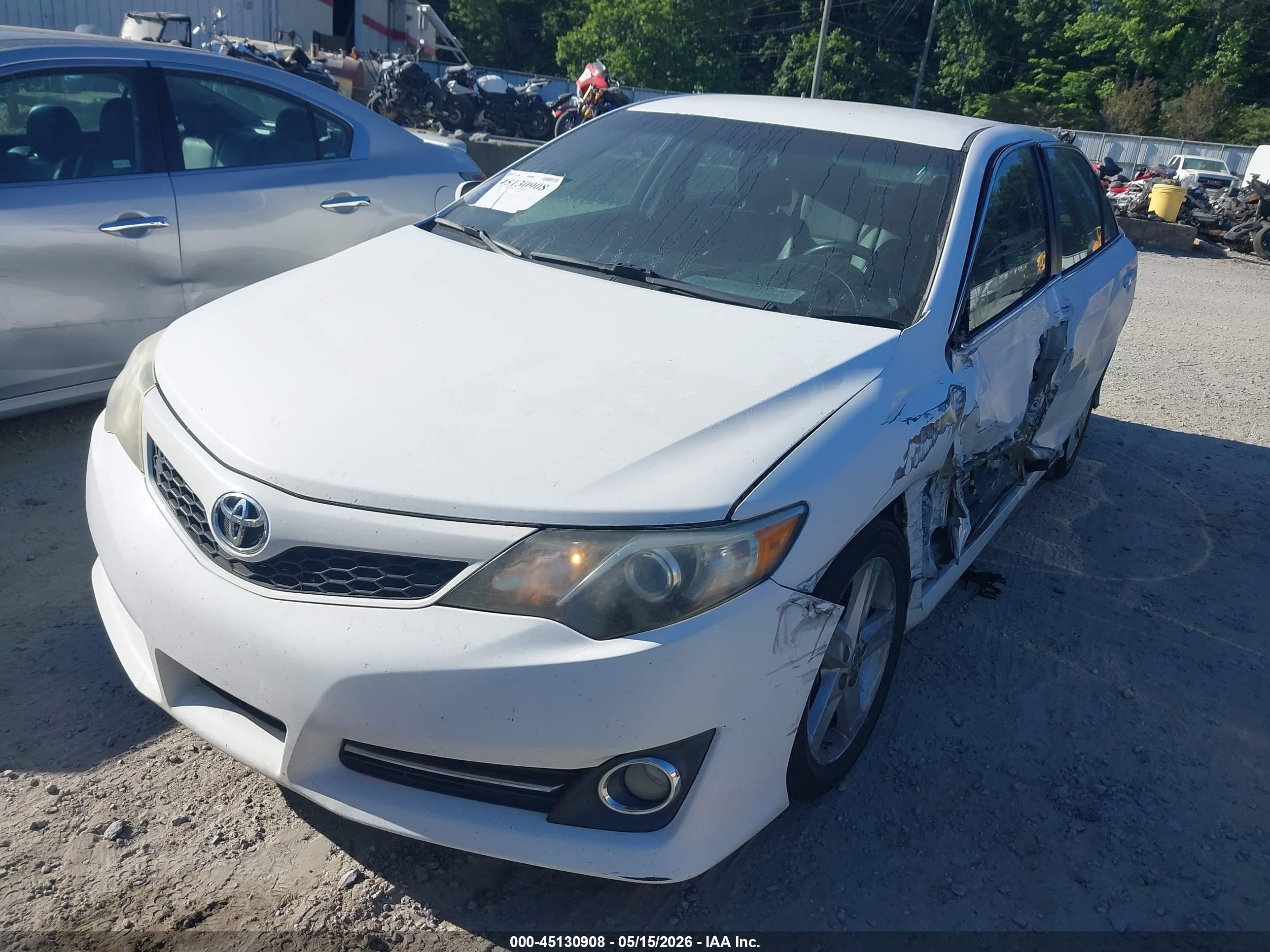 2014 Toyota Camry Se White vin: 4T1BF1FK6EU792995