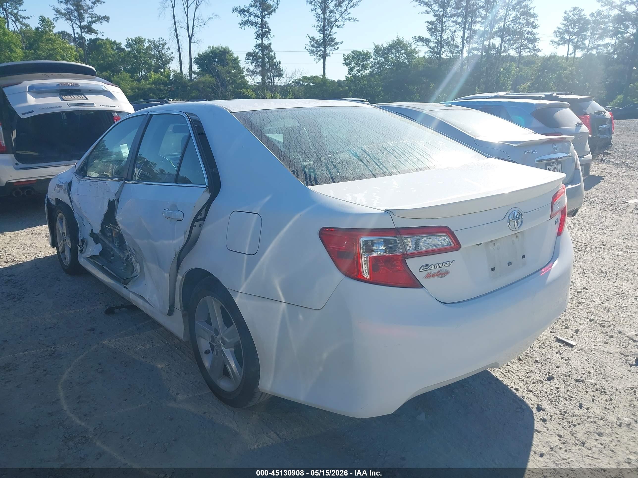 2014 Toyota Camry Se White vin: 4T1BF1FK6EU792995