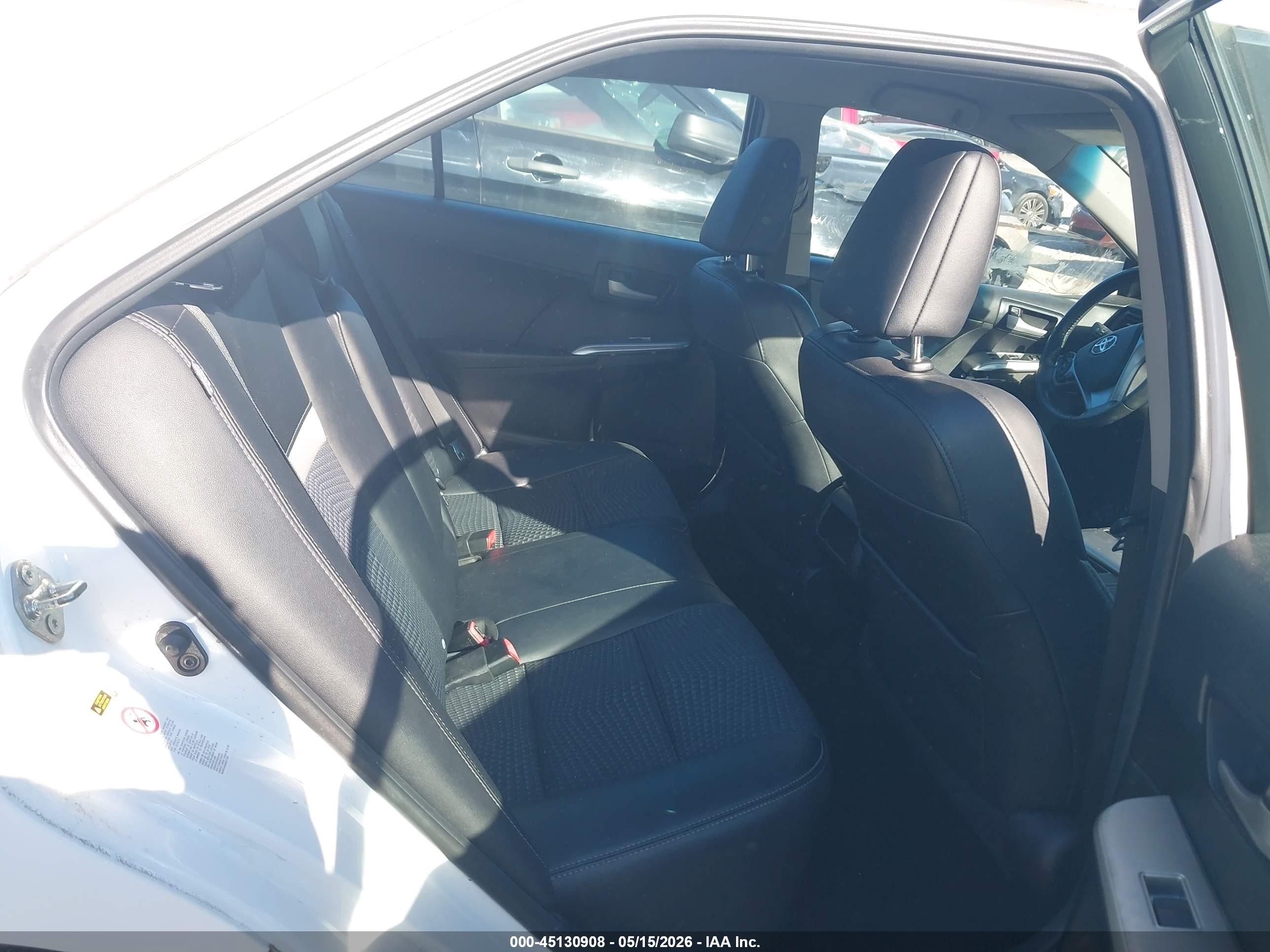 2014 Toyota Camry Se White vin: 4T1BF1FK6EU792995