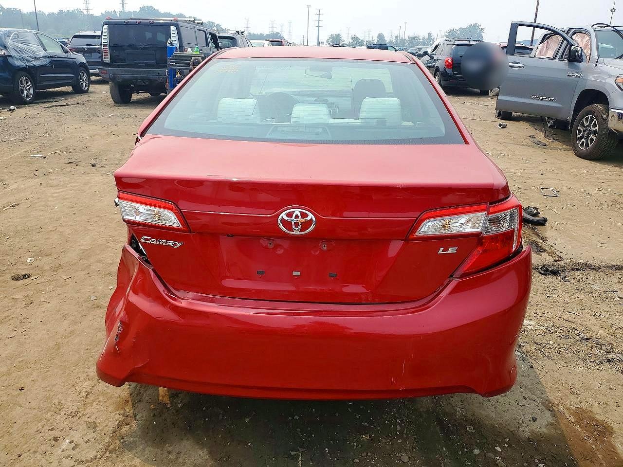2014 Toyota Camry Le Red vin: 4T1BF1FK6EU811660