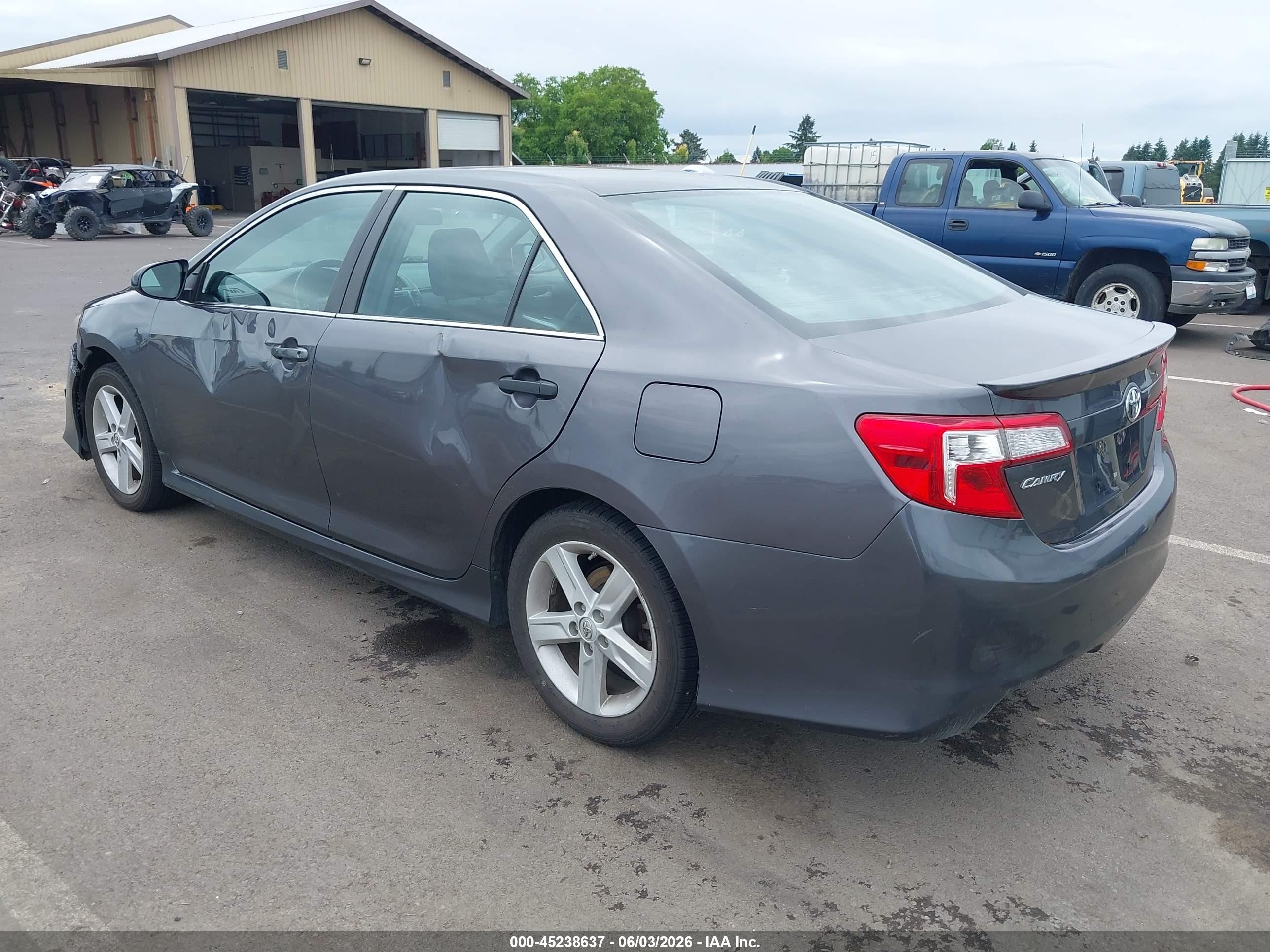 2014 Toyota Camry Se Gray vin: 4T1BF1FK6EU827664