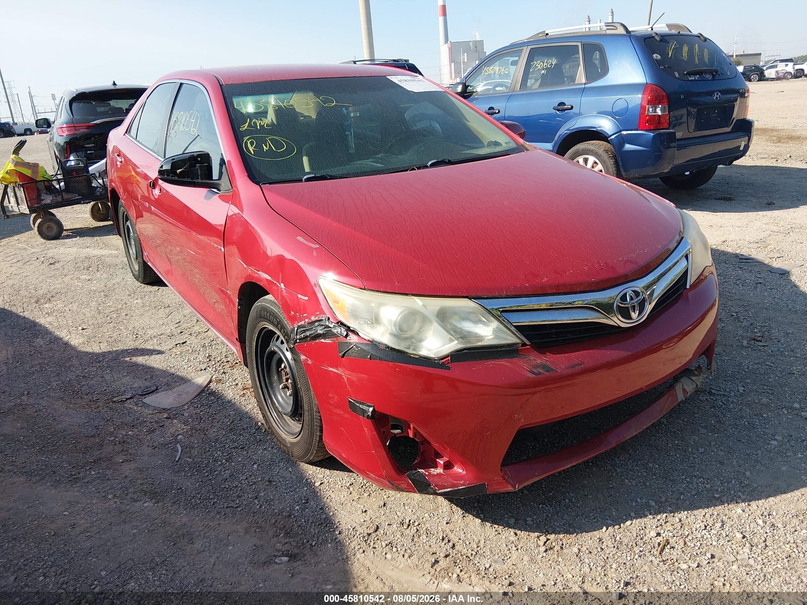 2014 Toyota Camry Le Red vin: 4T1BF1FK6EU831567