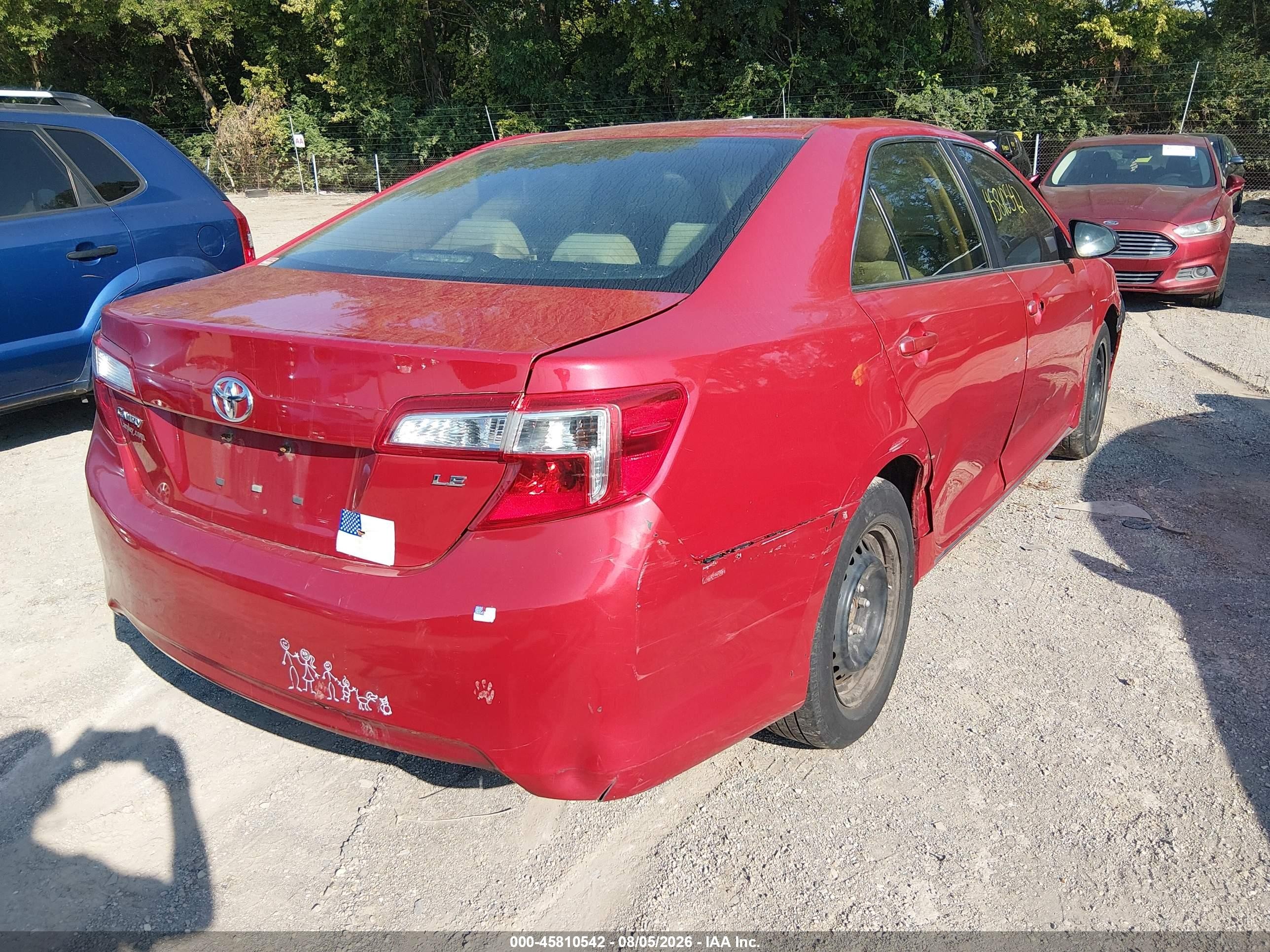 2014 Toyota Camry Le Red vin: 4T1BF1FK6EU831567