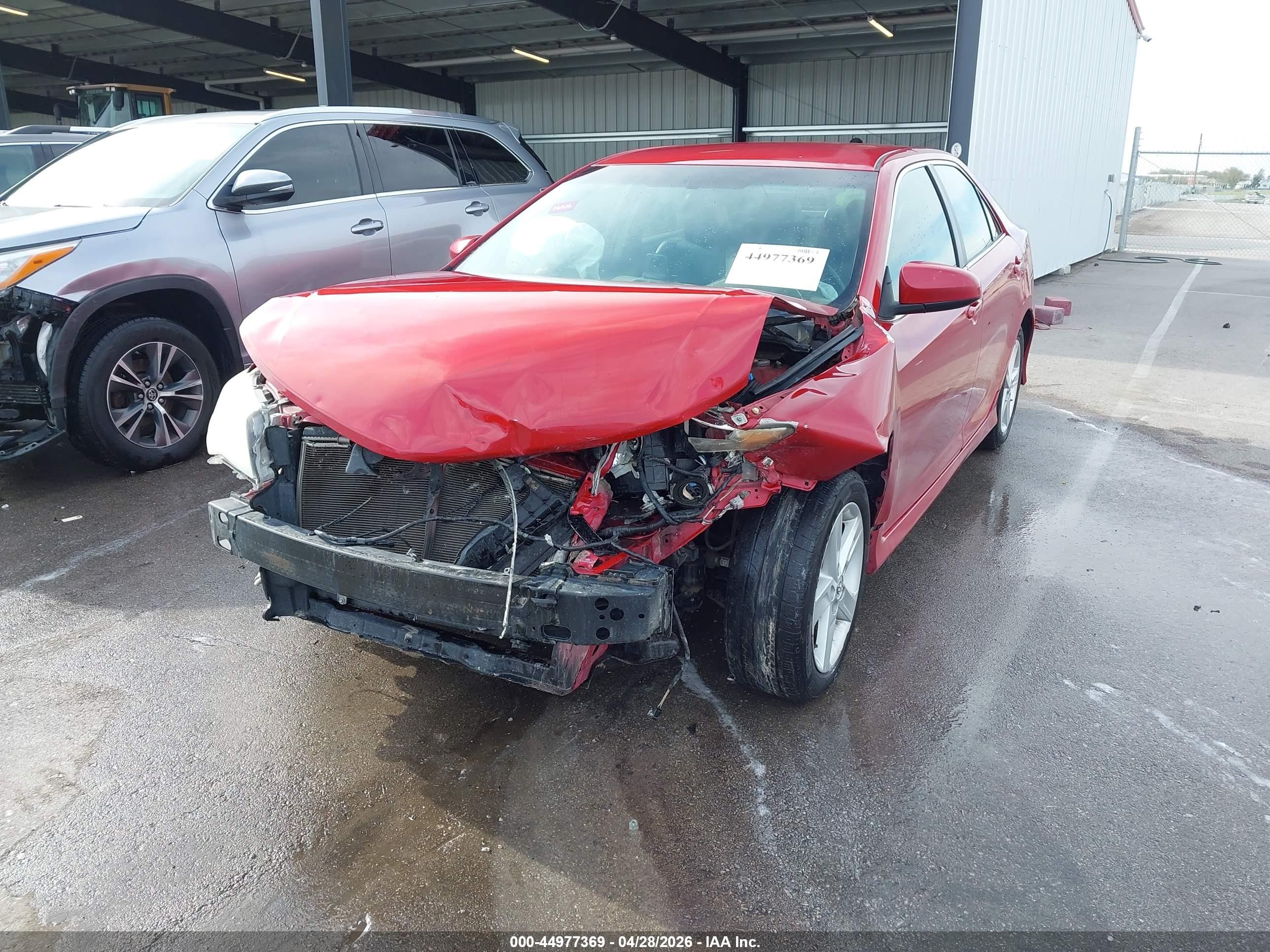 2014 Toyota Camry Se Red vin: 4T1BF1FK6EU831827