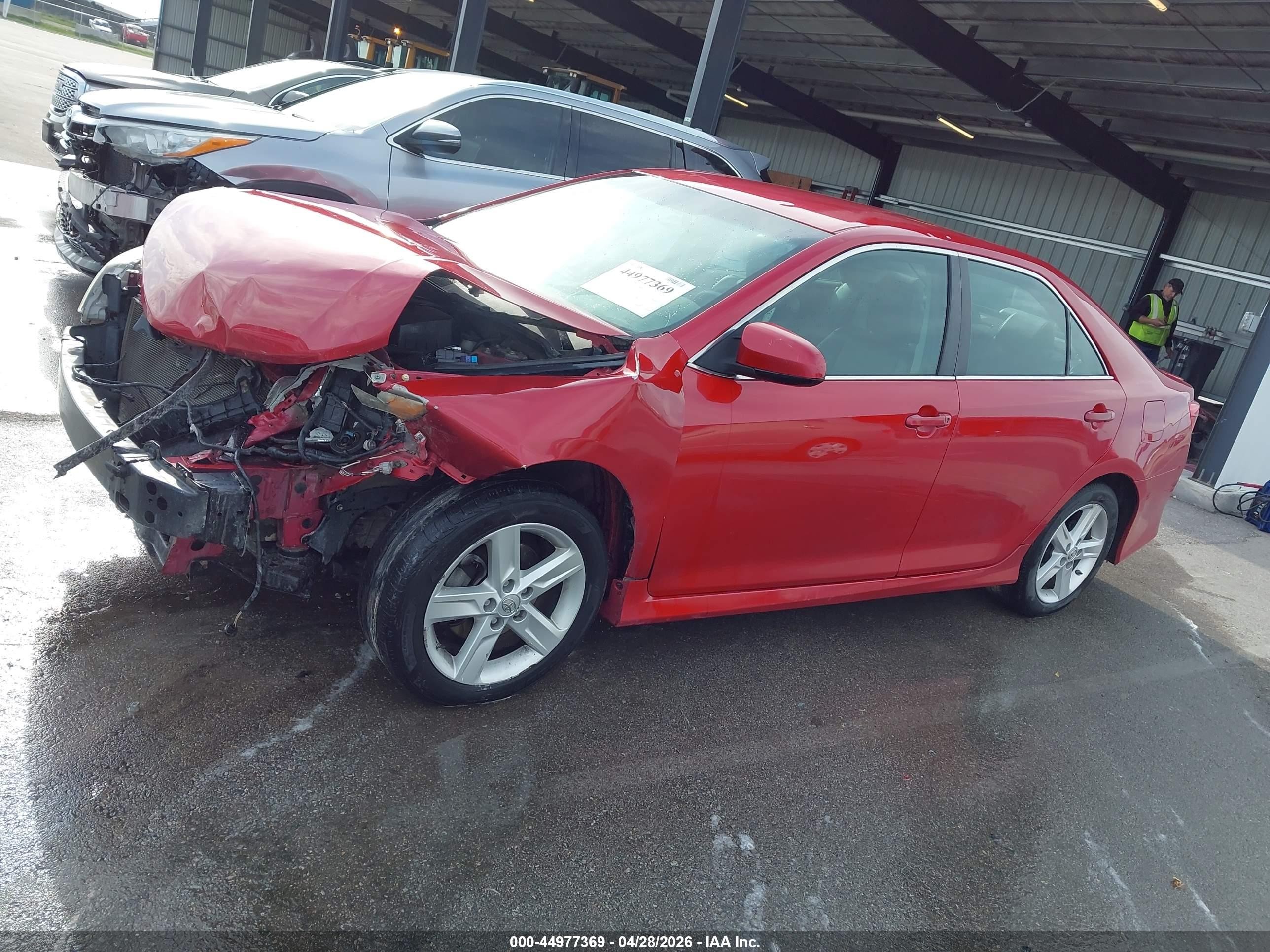 2014 Toyota Camry Se Red vin: 4T1BF1FK6EU831827