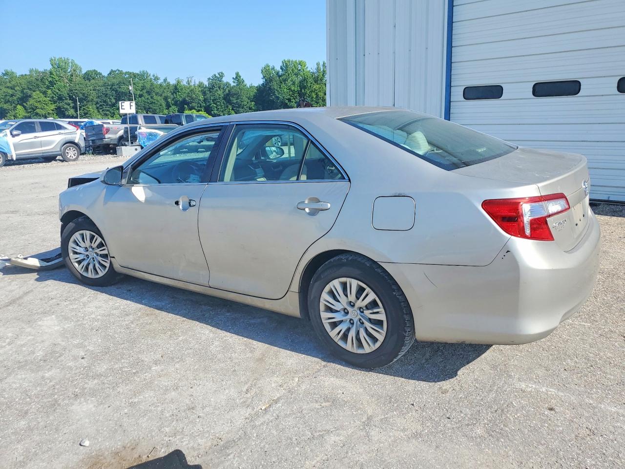 2014 Toyota Camry L Gold vin: 4T1BF1FK6EU837725