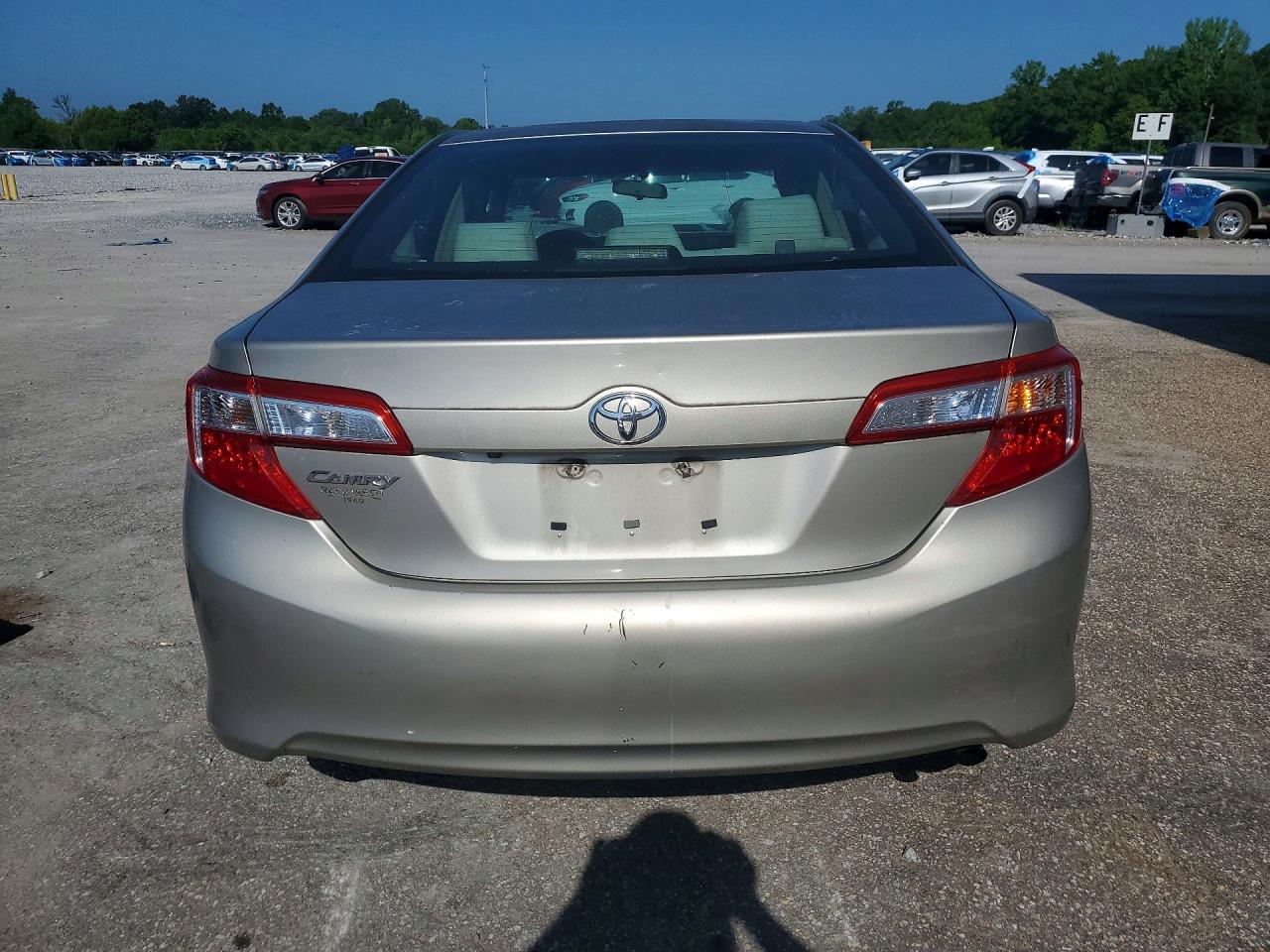 2014 Toyota Camry L Gold vin: 4T1BF1FK6EU837725