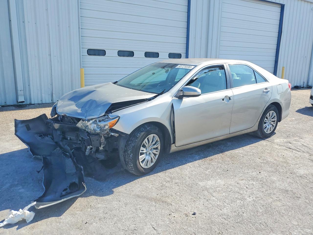 2014 Toyota Camry L Gold vin: 4T1BF1FK6EU837725