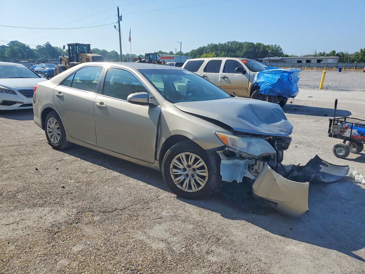 2014 Toyota Camry L Gold vin: 4T1BF1FK6EU837725