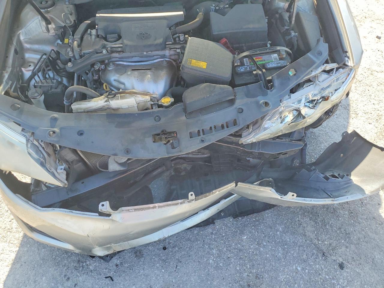 2014 Toyota Camry L Gold vin: 4T1BF1FK6EU837725
