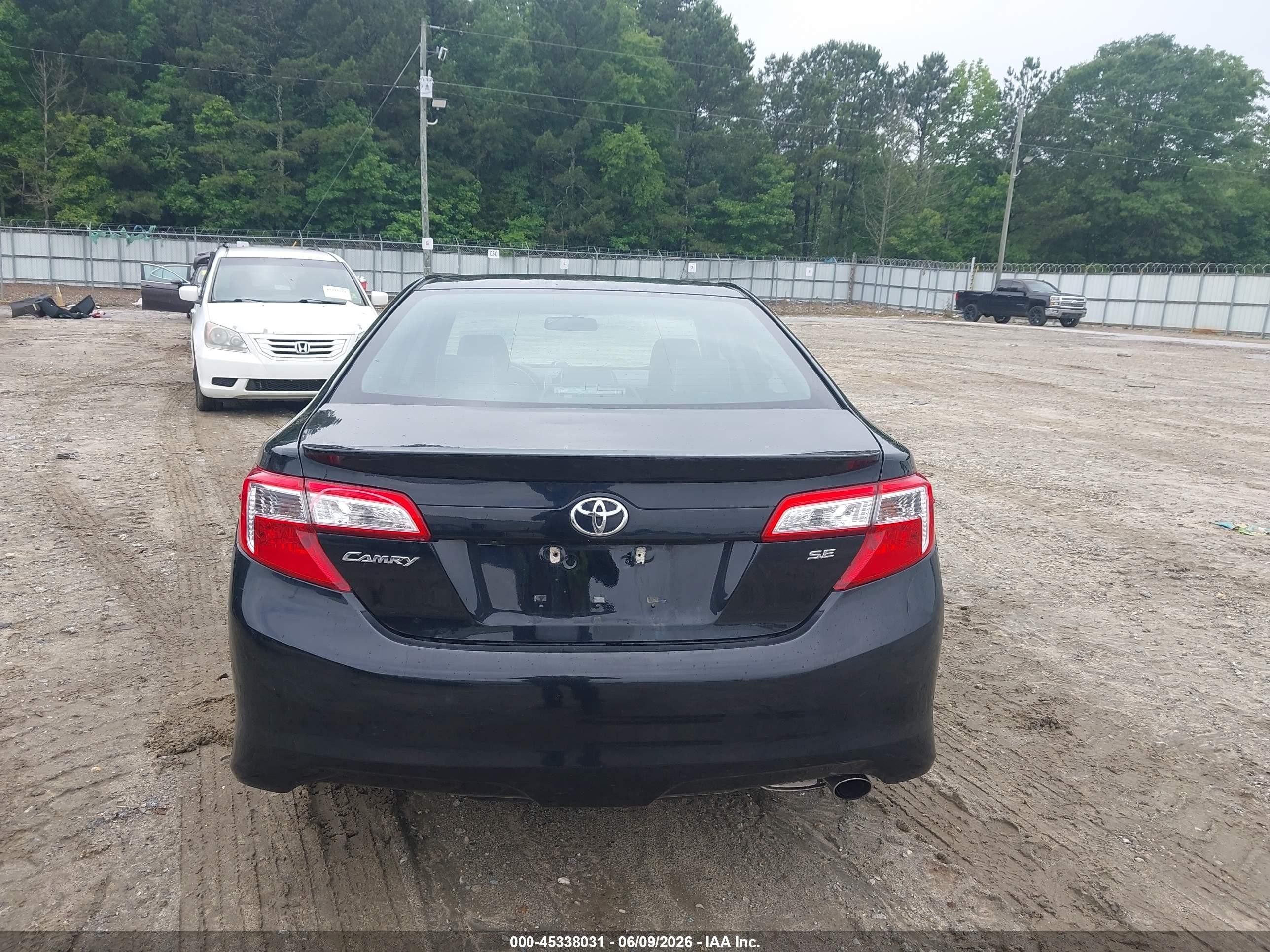 2014 Toyota Camry Se Черный vin: 4T1BF1FK6EU844321
