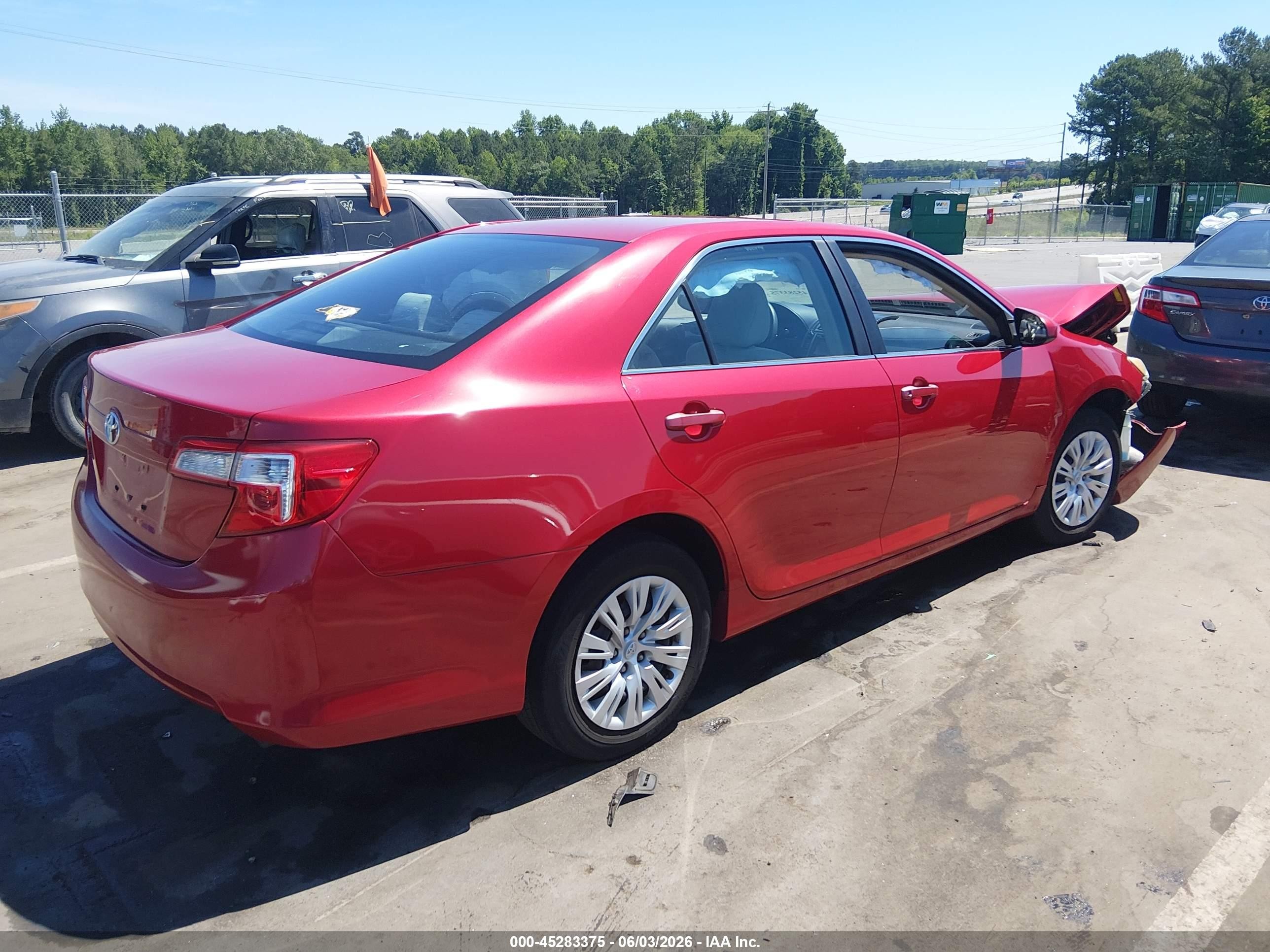 2014 Toyota Camry L Red vin: 4T1BF1FK6EU862267