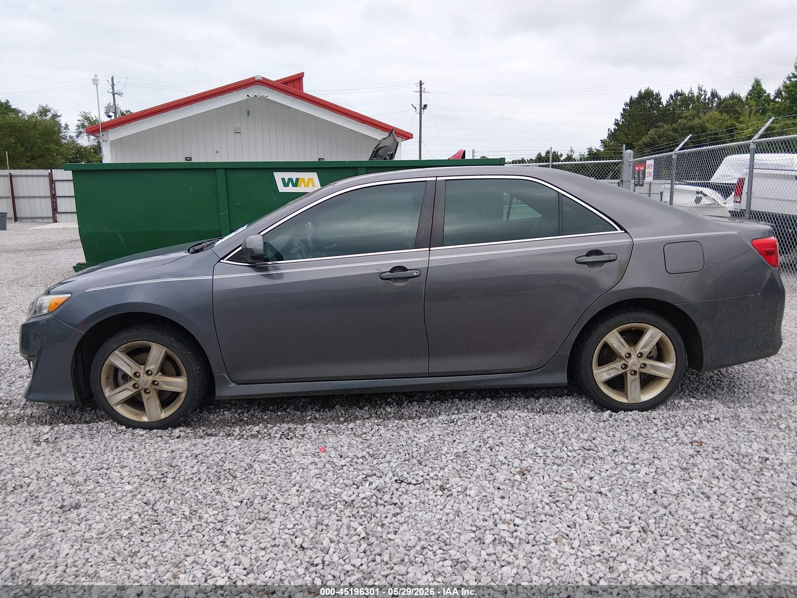 2014 Toyota Camry Se Gray vin: 4T1BF1FK6EU862799