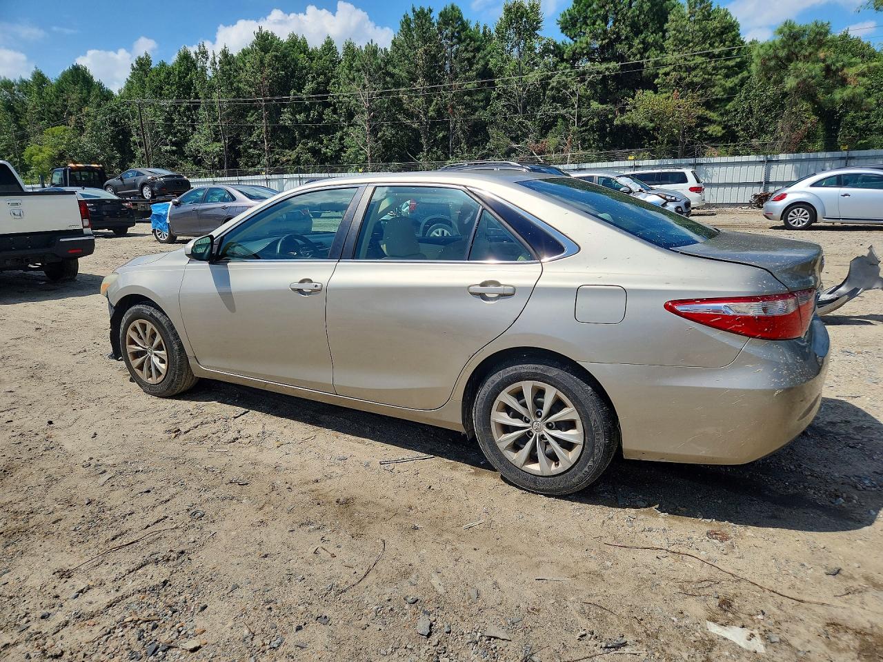 2015 Toyota Camry Le Gold vin: 4T1BF1FK6FU004122