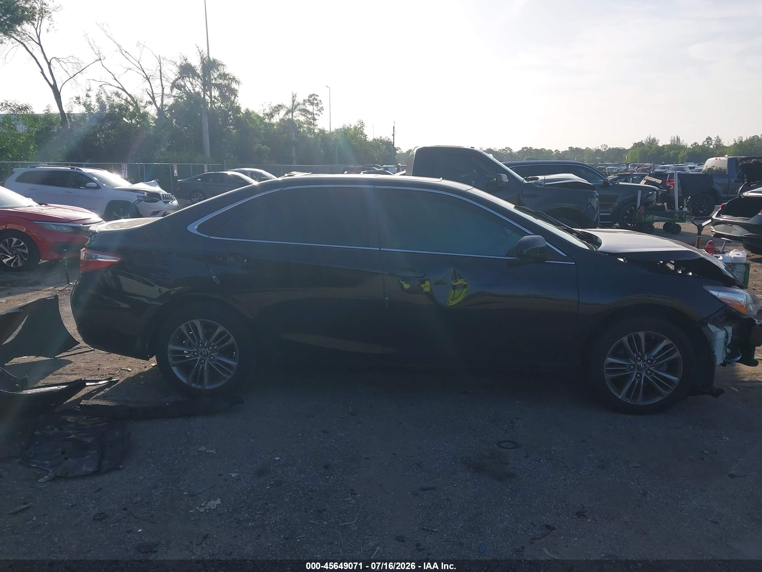 2015 Toyota Camry Se Black vin: 4T1BF1FK6FU004220