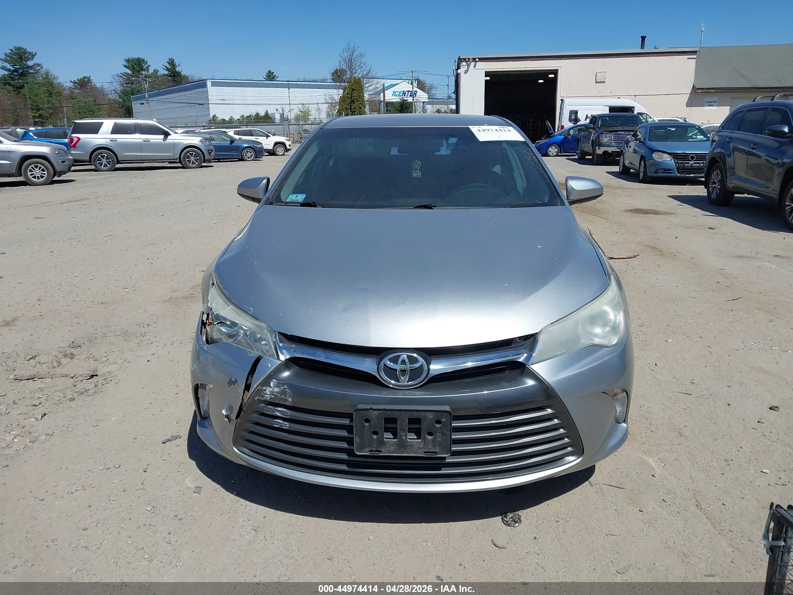 2015 Toyota Camry Le Серый vin: 4T1BF1FK6FU006064