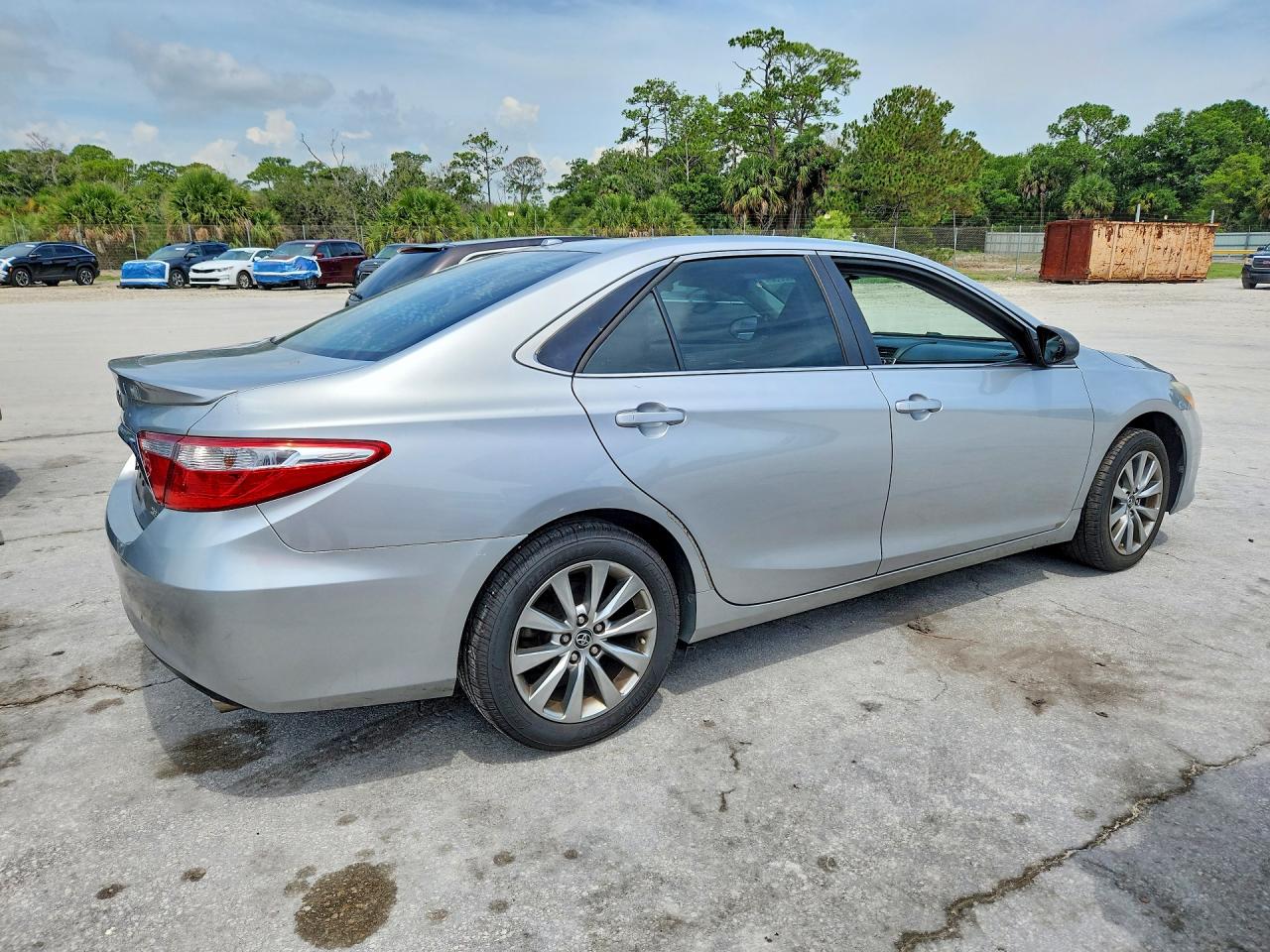 2015 Toyota Camry Xle Silver vin: 4T1BF1FK6FU011054