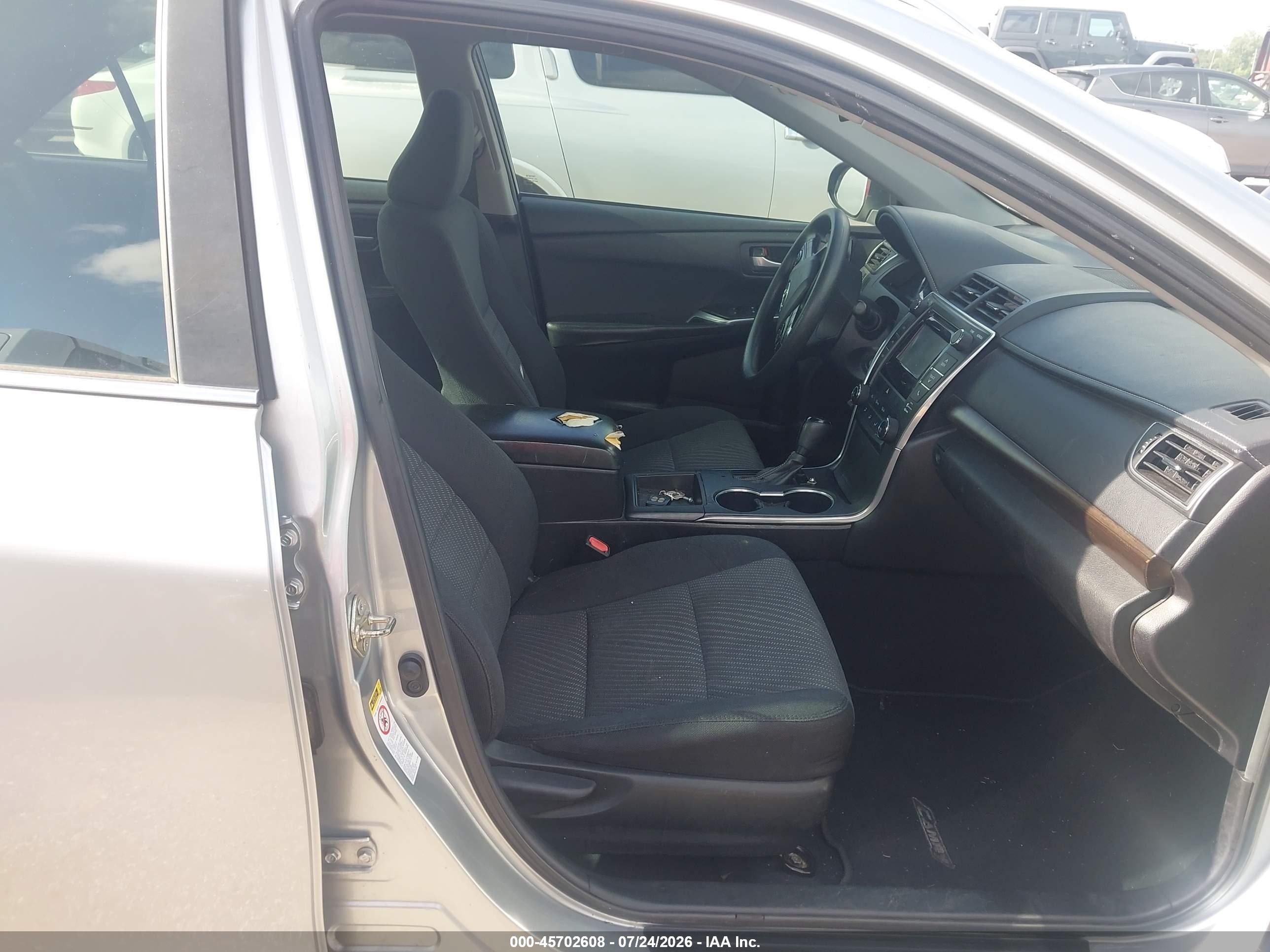 2015 Toyota Camry Le Silver vin: 4T1BF1FK6FU026198